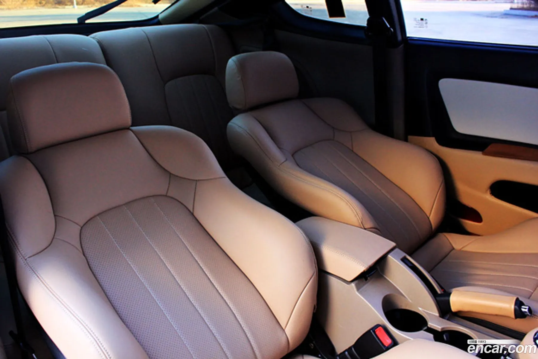 Hyundai Tuscani 2008 — 10