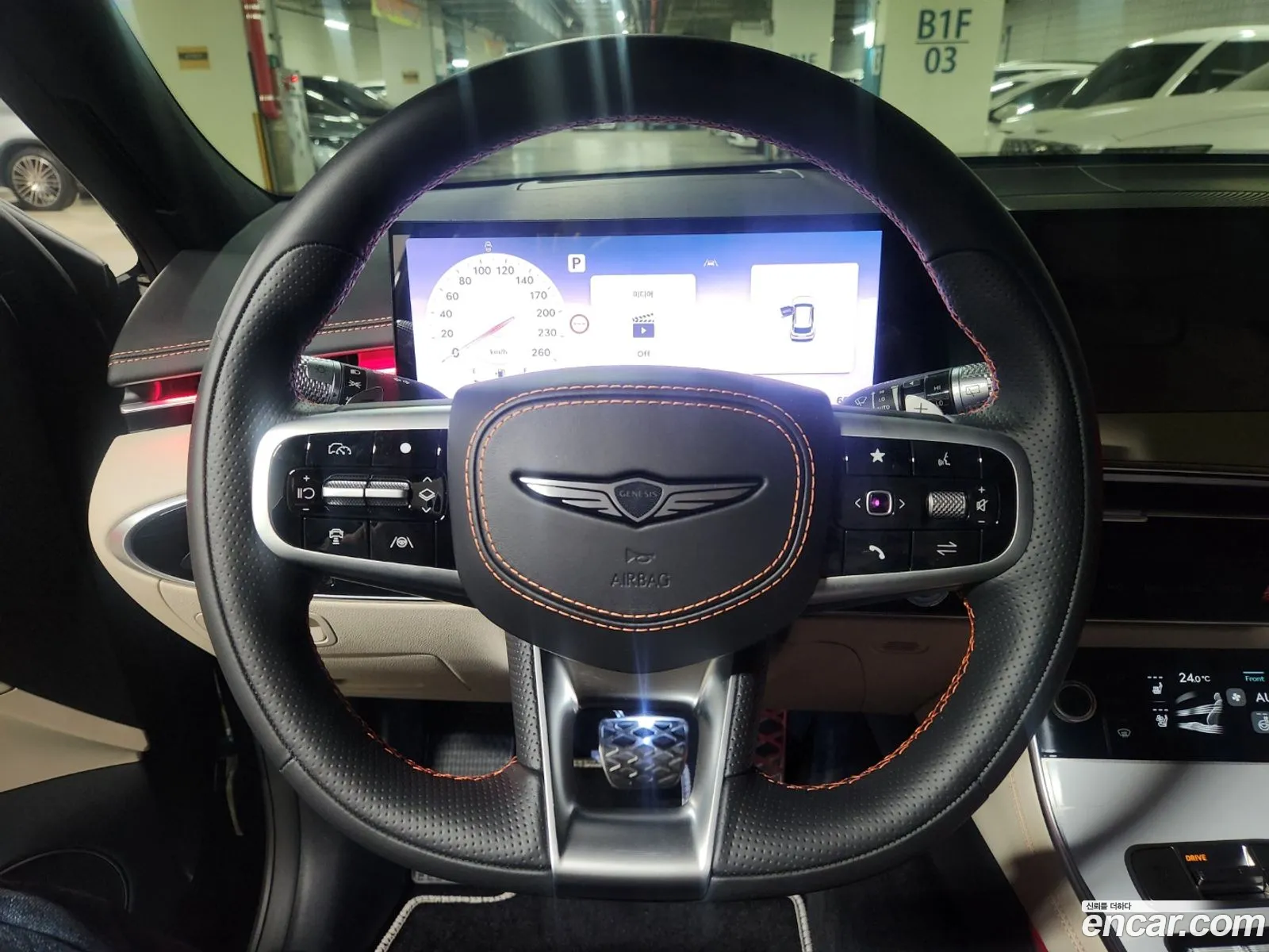 Genesis GV70 2025 — 11
