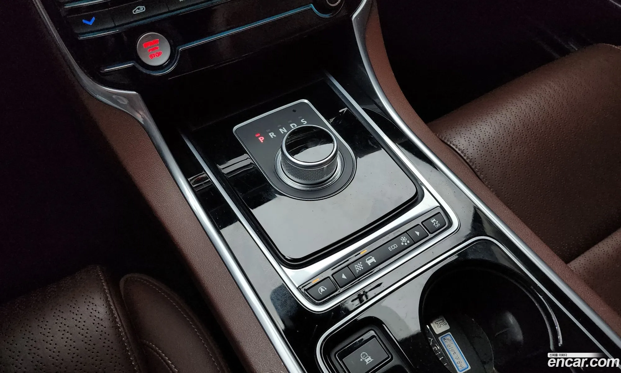 Jaguar XE 2015 — 6