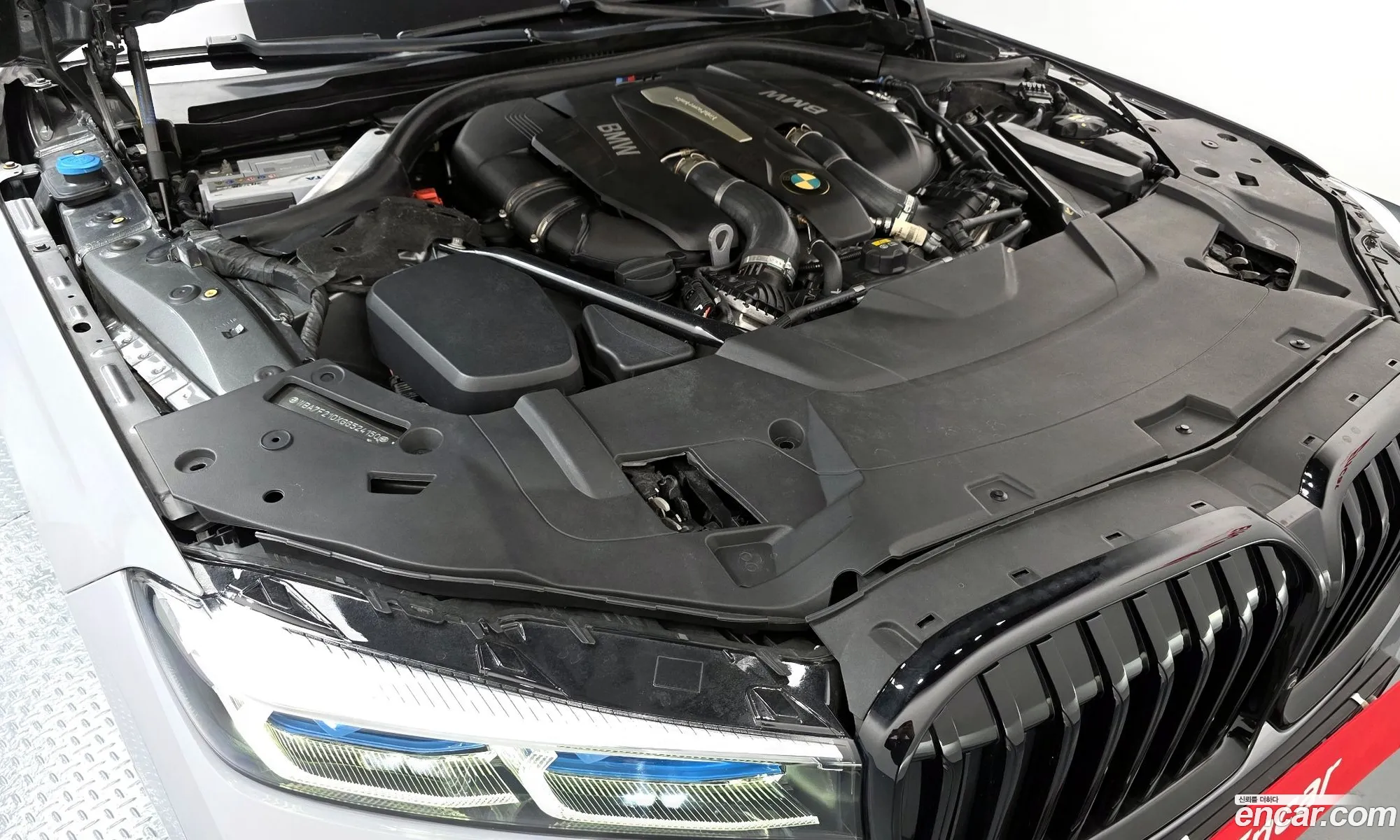 BMW 7 Series 2016 WBA7F210XGG524150 — 18