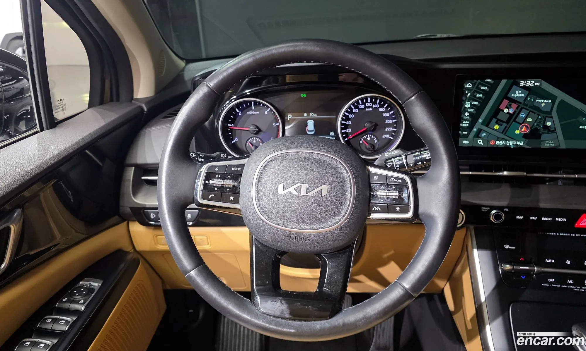 Kia Carnival 2021 — 20