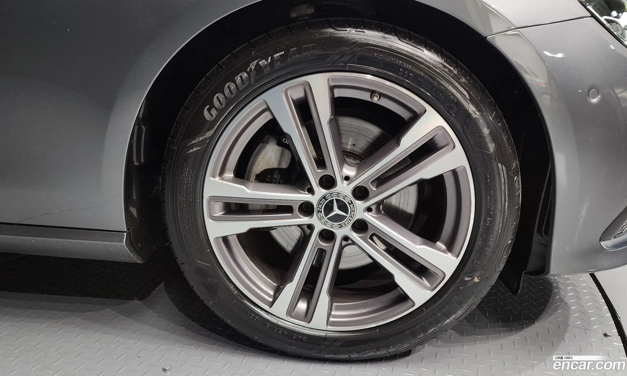 Mercedes-Benz E-Class W213 2022 — 7
