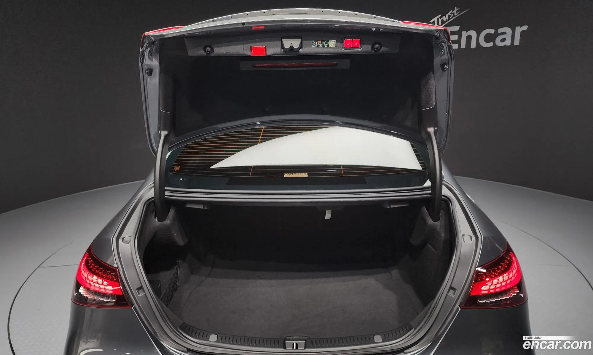 Mercedes-Benz E-Class W213 2022 — 18
