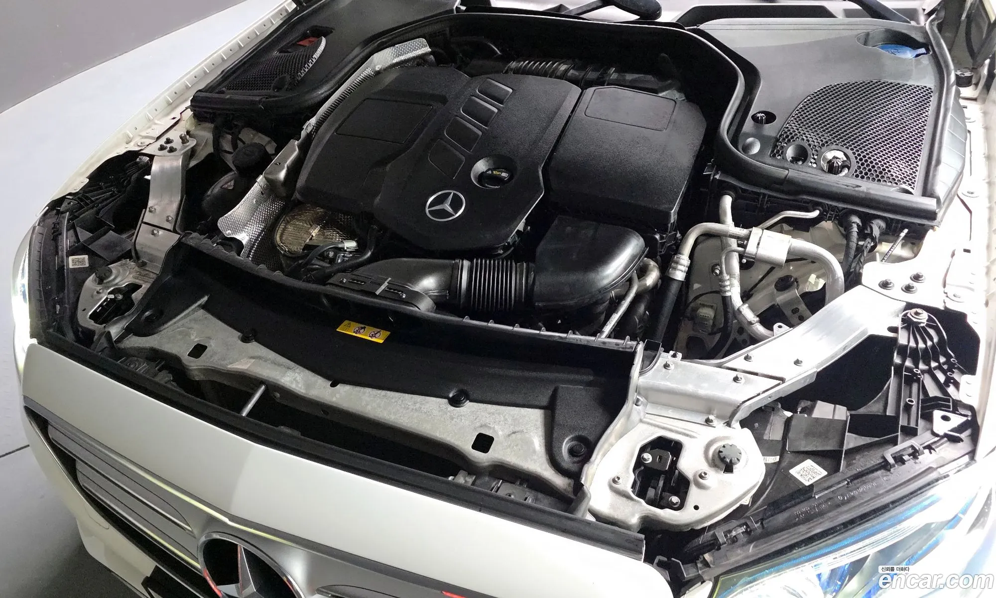 Mercedes-Benz E-Class W213 2017 — 9
