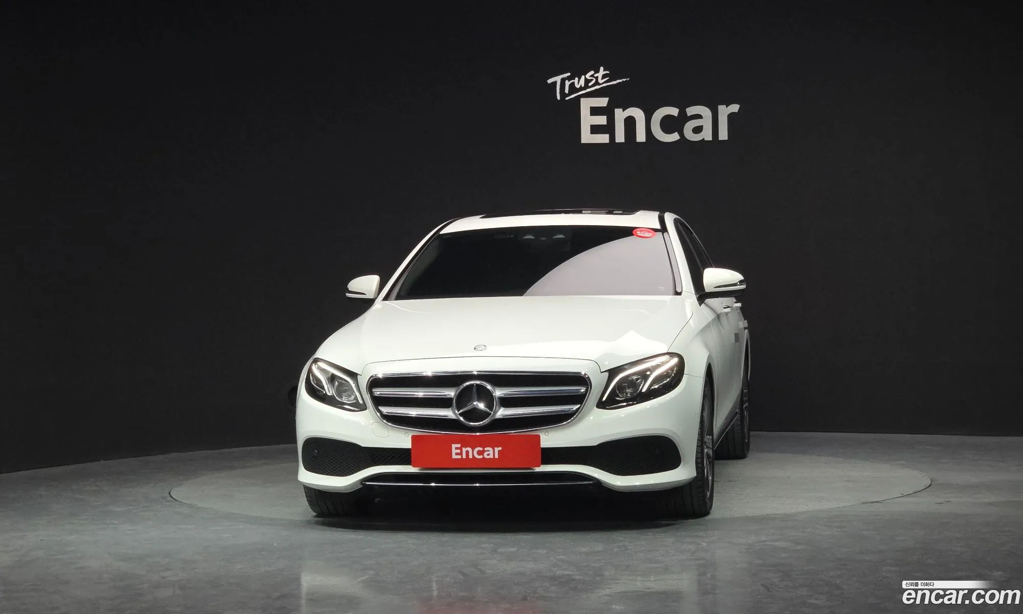 Mercedes-Benz E-Class W213 2017 — 8