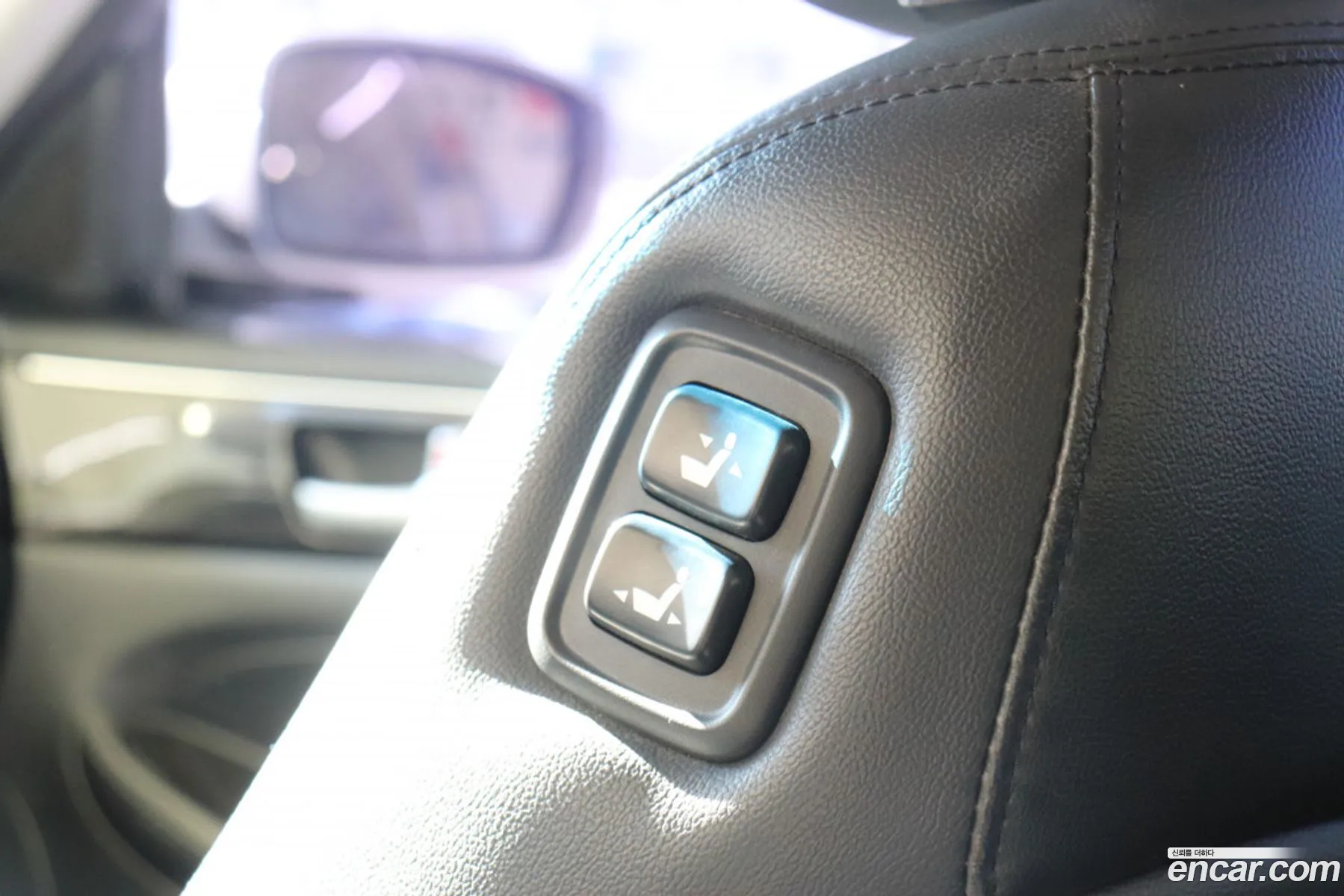Hyundai Genesis 2012 — 3