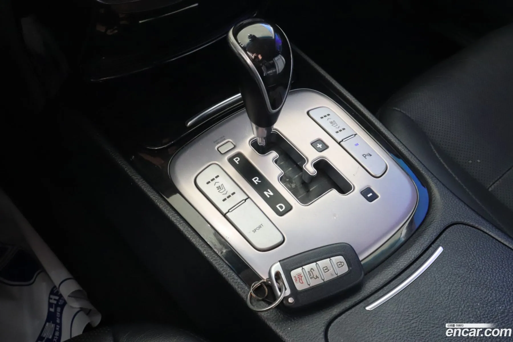 Hyundai Genesis 2012 — 2