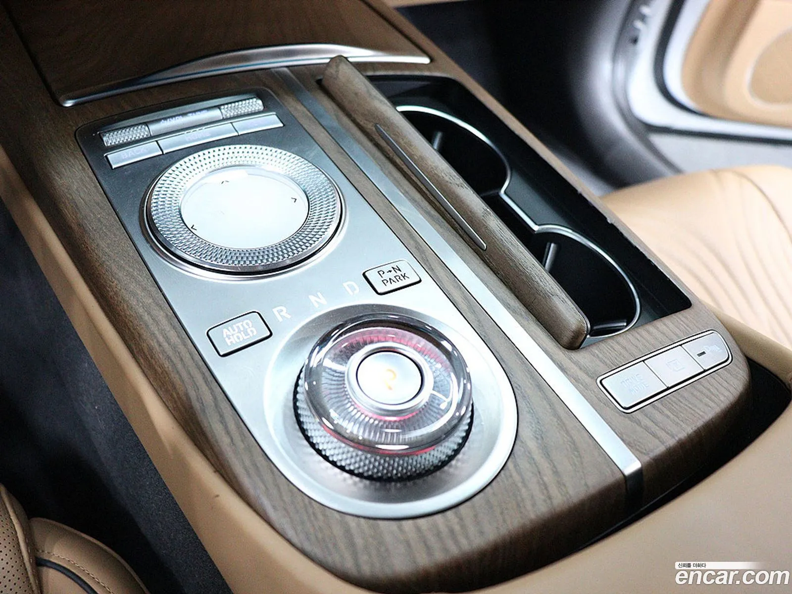 Genesis G80 2021 — 11