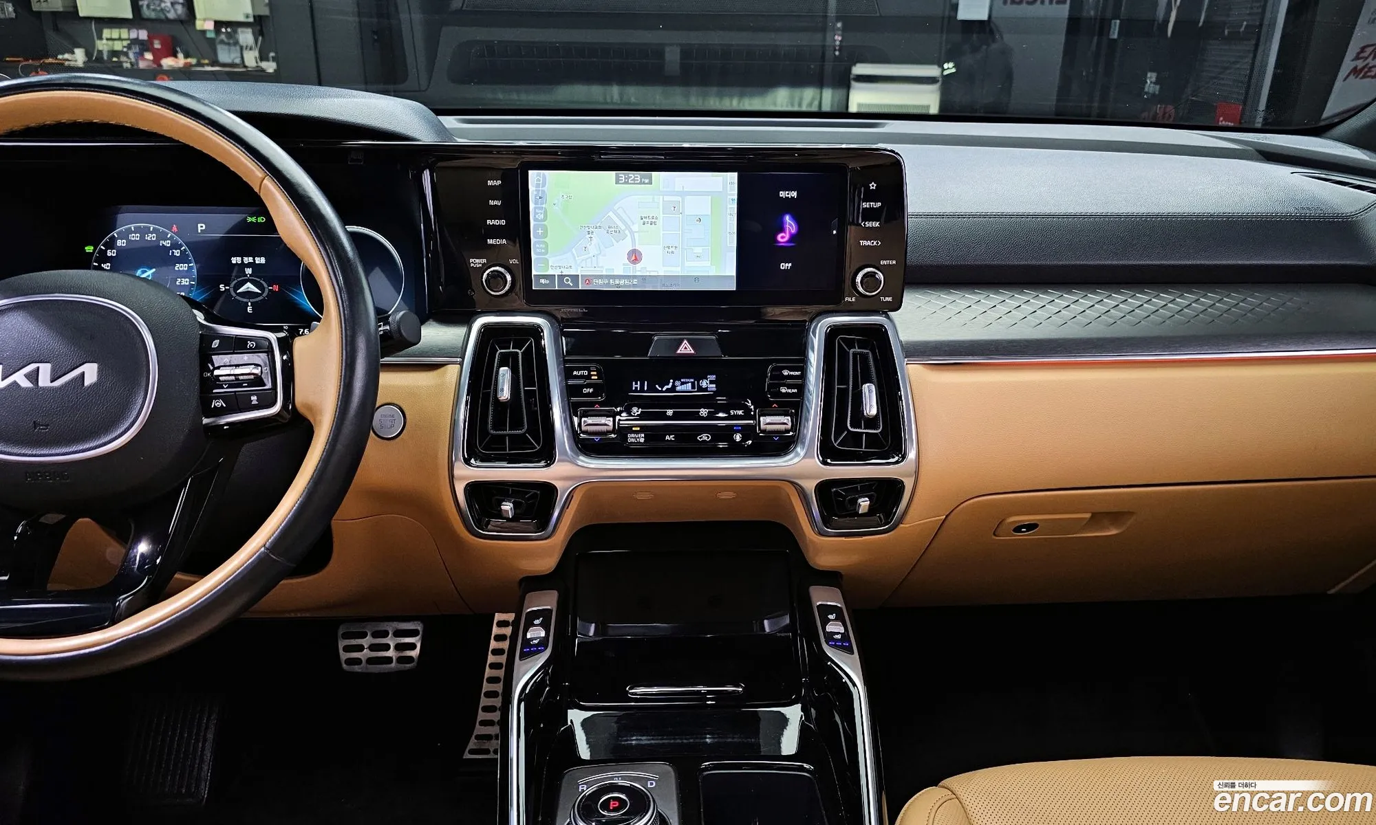 Kia Sorento 2022 — 12