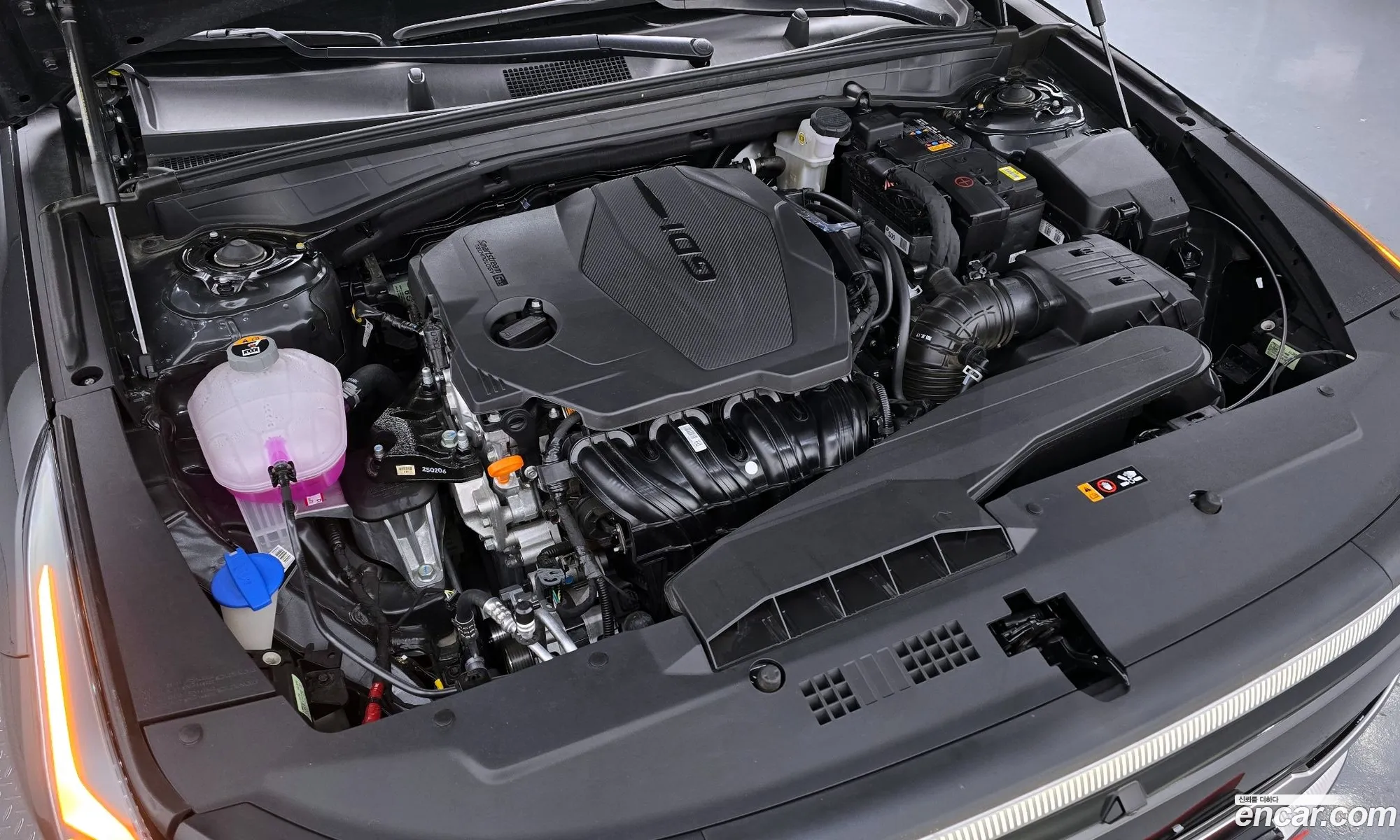 Kia K8 2025 — 17