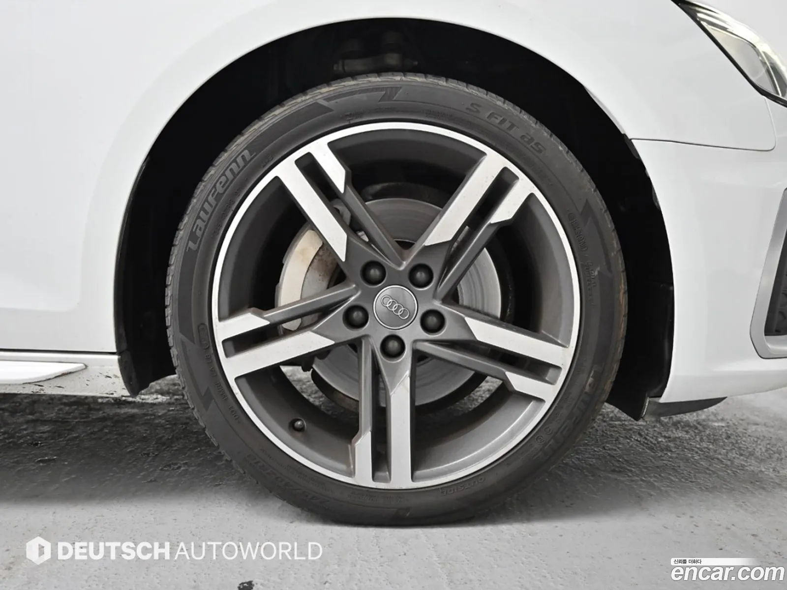 Audi A4 2021 — 10