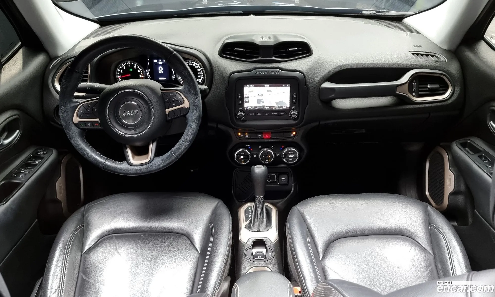 Jeep Renegade 2017 — 14
