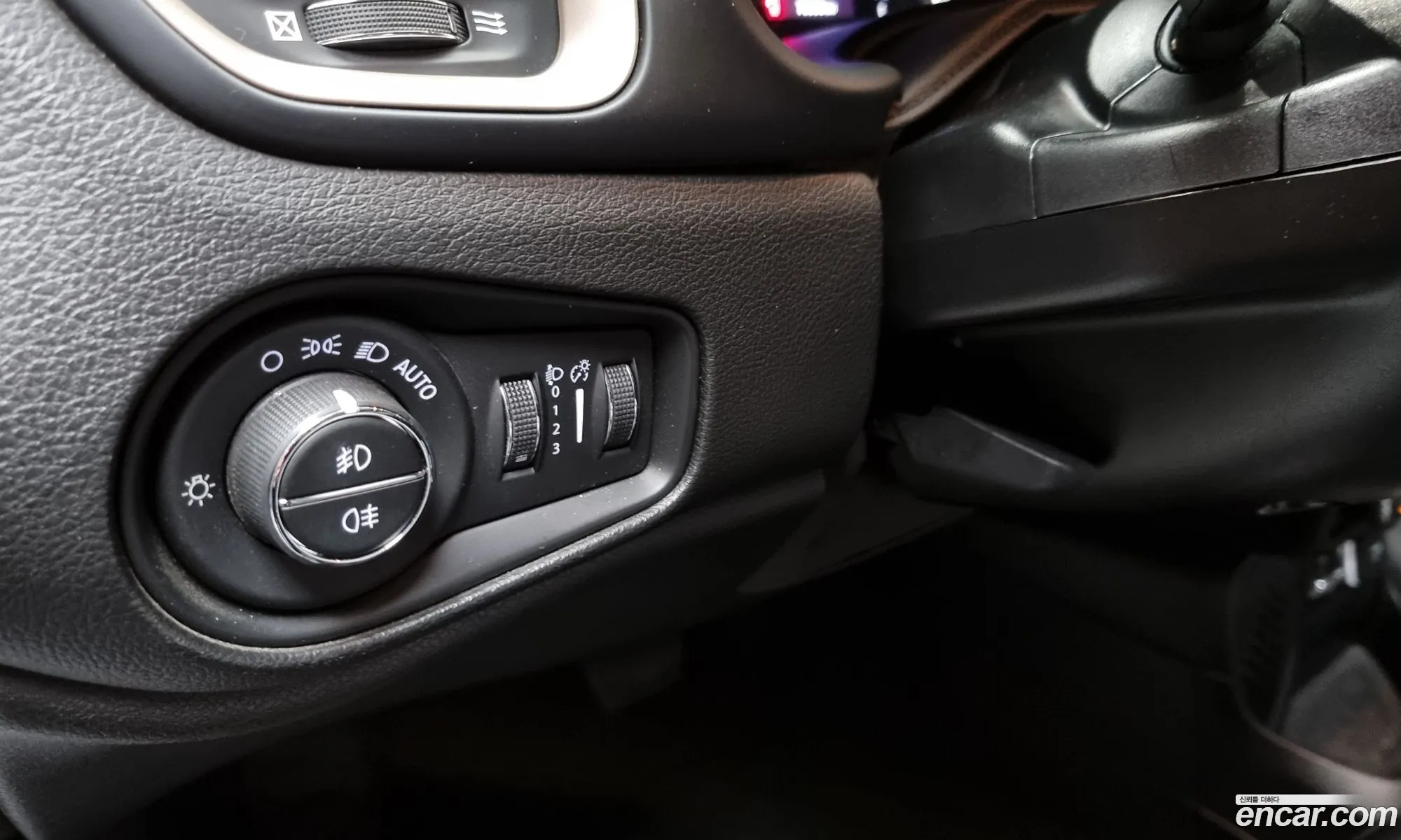 Jeep Renegade 2017 — 8