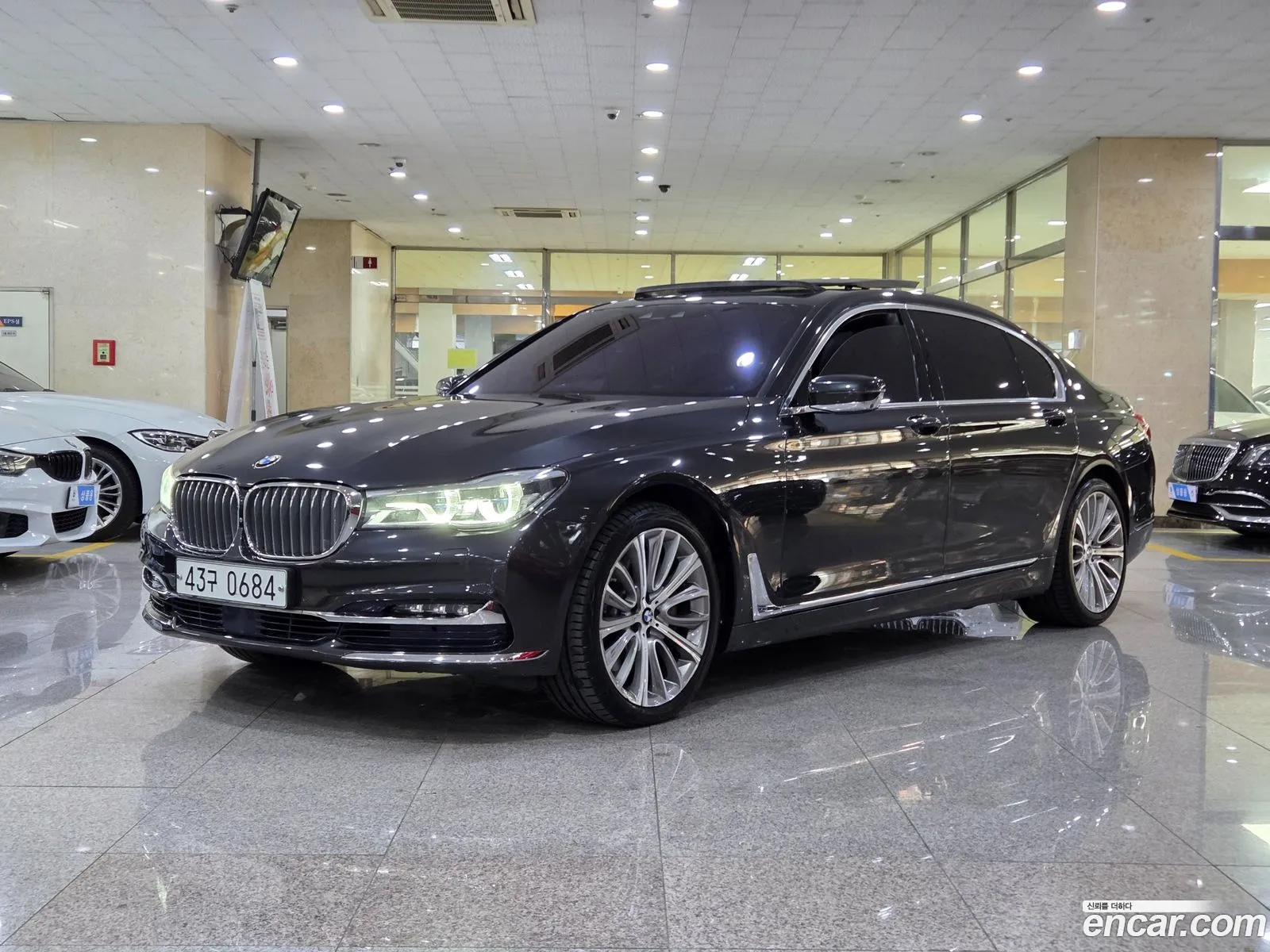BMW 7 Series 2016 — 17