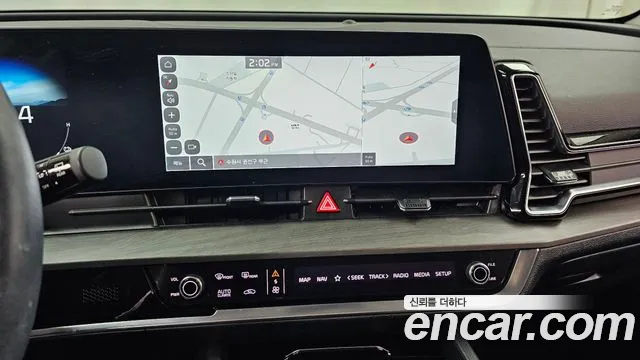 Kia Sportage Hybrid 2023 — 8