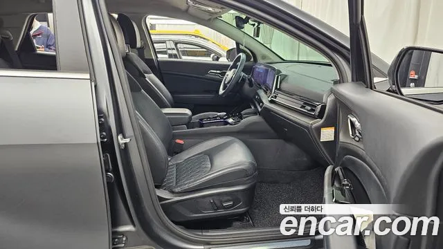 Kia Sportage Hybrid 2023 — 2