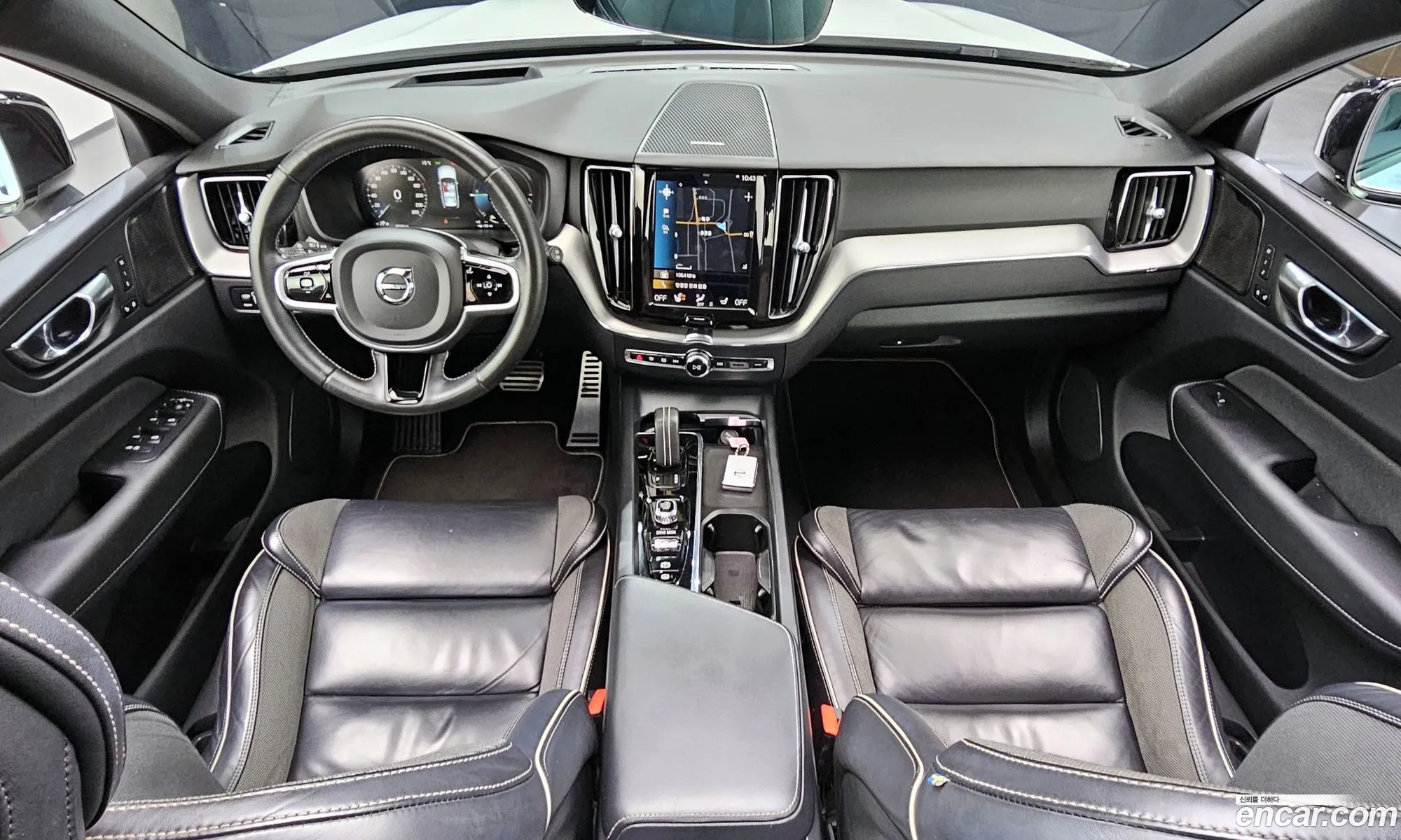 Volvo XC60 2021 — 2