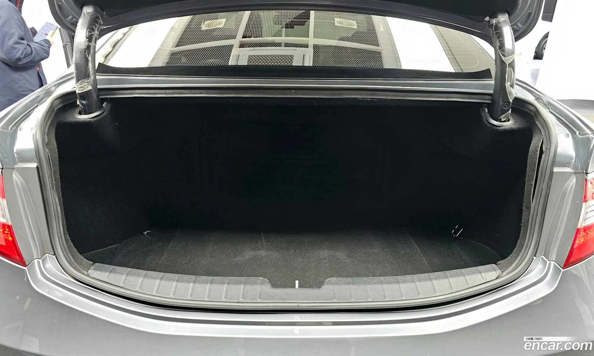 Hyundai Grandeur HG 2015 — 16