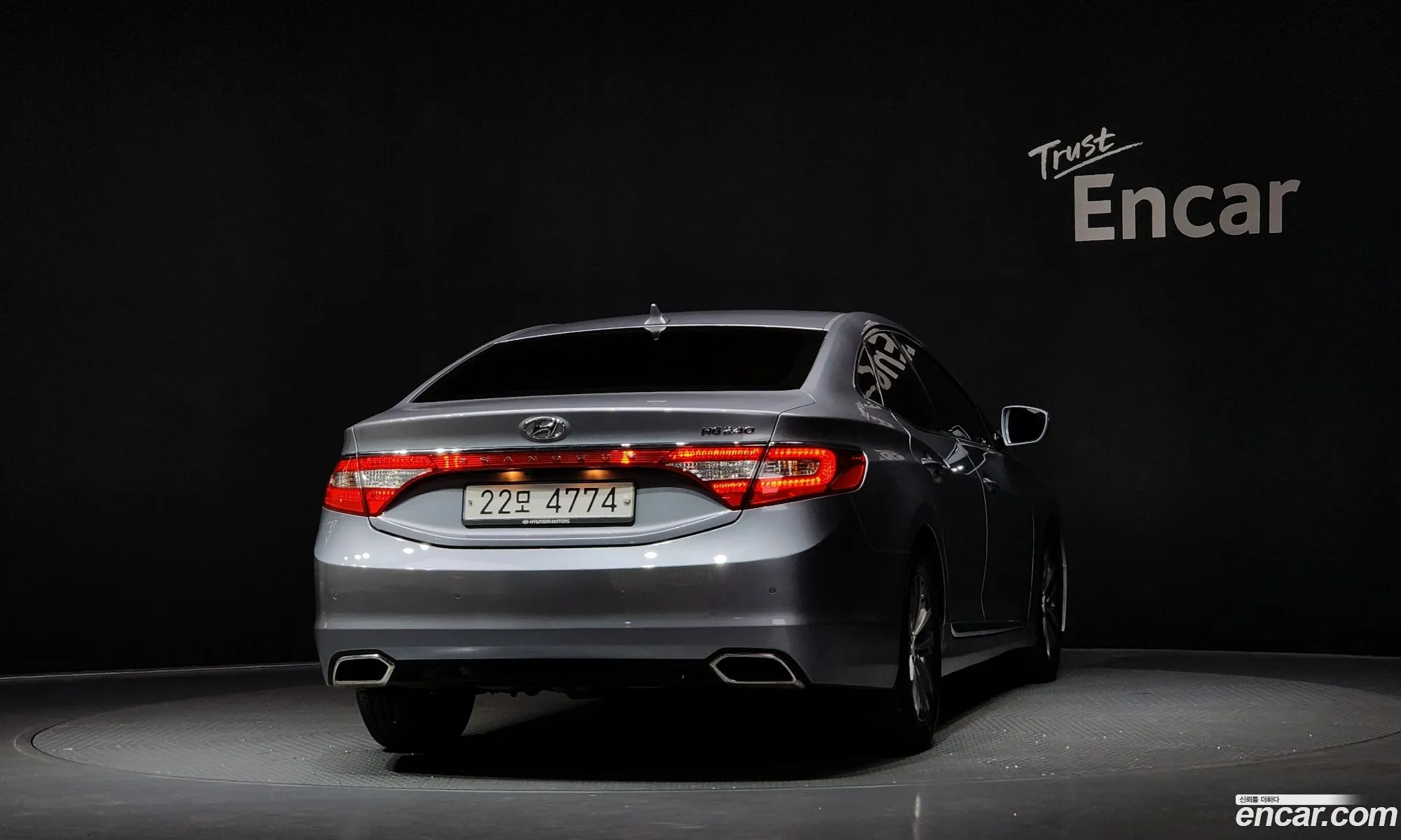 Hyundai Grandeur HG 2015 — 19