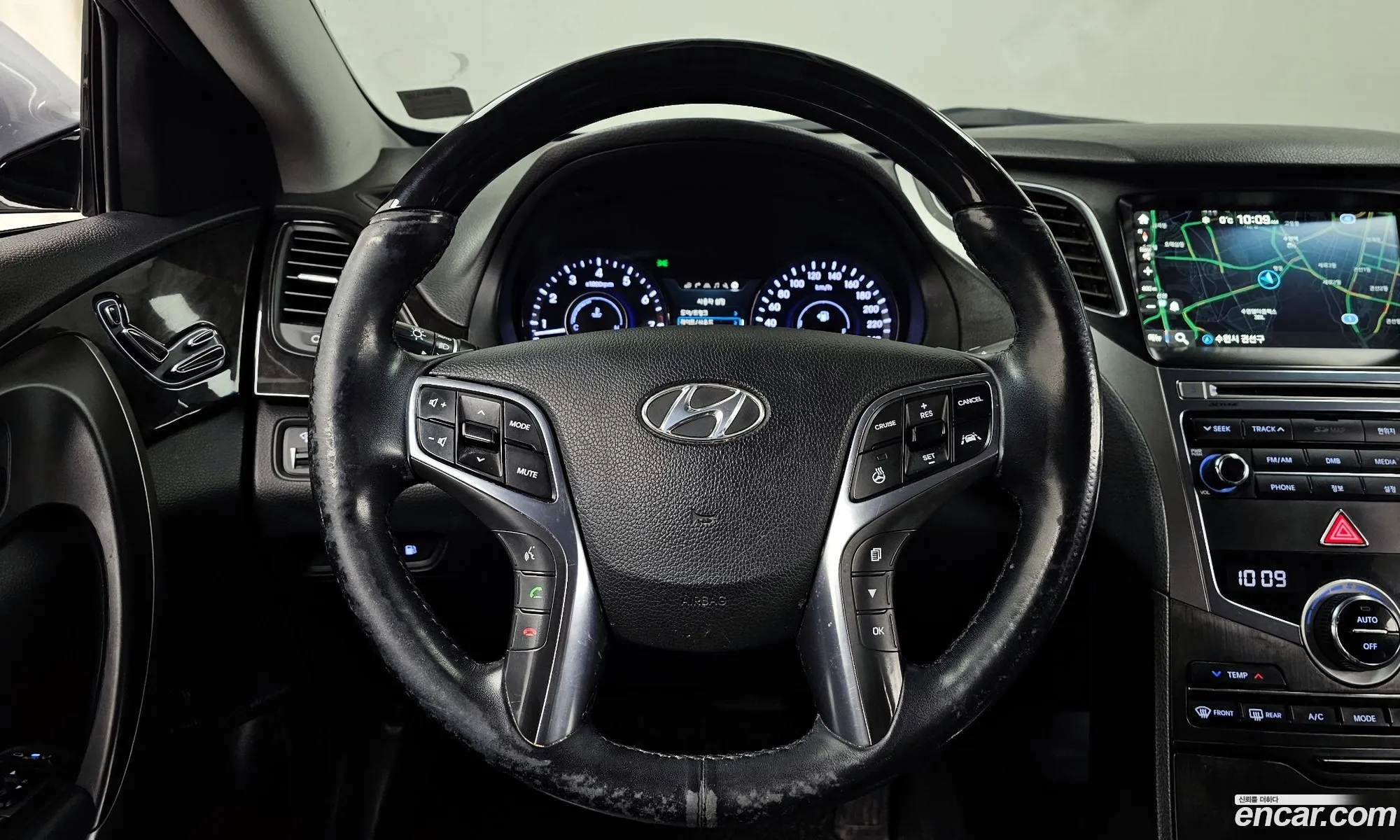 Hyundai Grandeur HG 2015 — 3