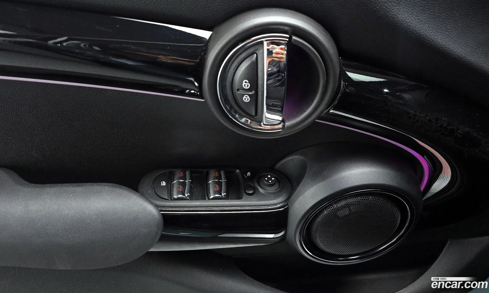 Mini Cooper S 2023 WMW61DK02P2T36983 — 4