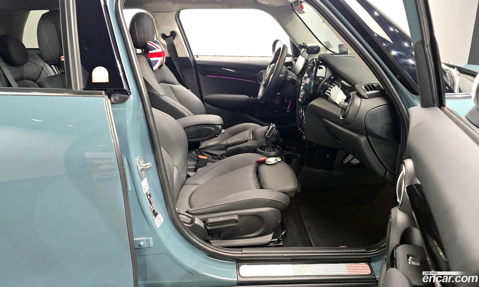 Mini Cooper S 2023 WMW61DK02P2T36983 — 11