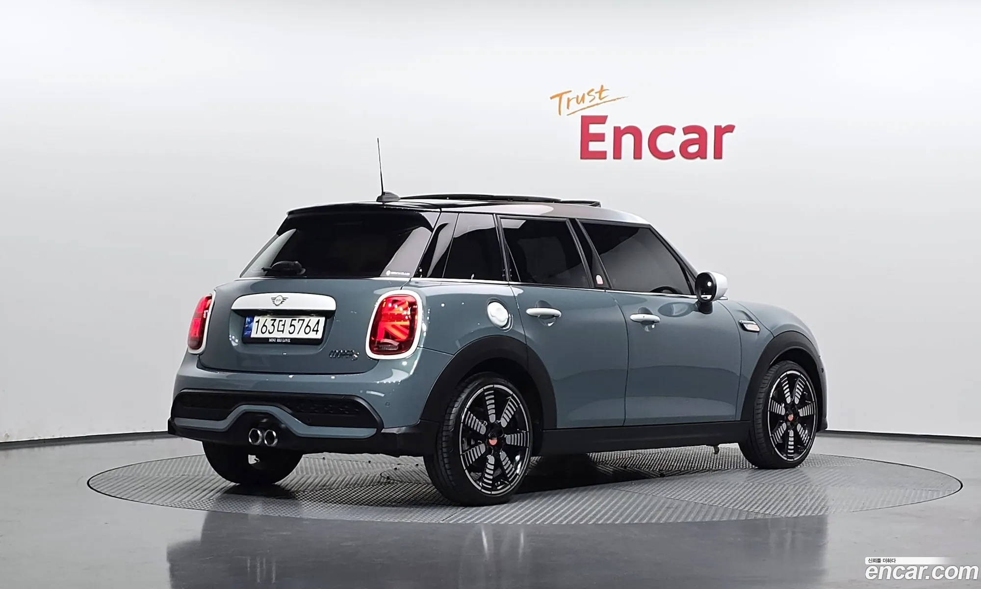 Mini Cooper S 2023 WMW61DK02P2T36983 — 15