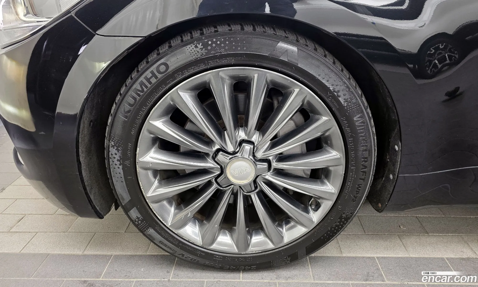 Kia K9 2016 — 19