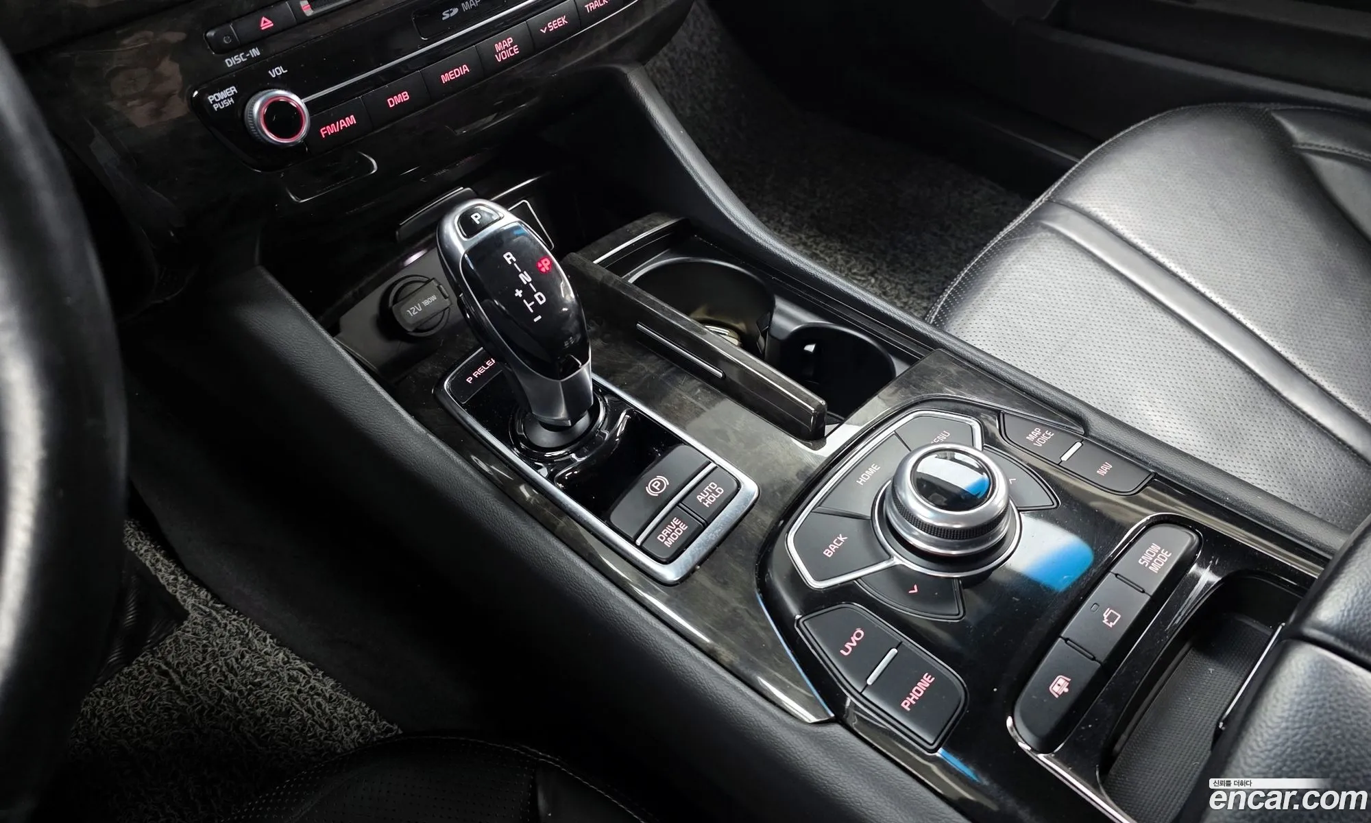 Kia K9 2016 — 18