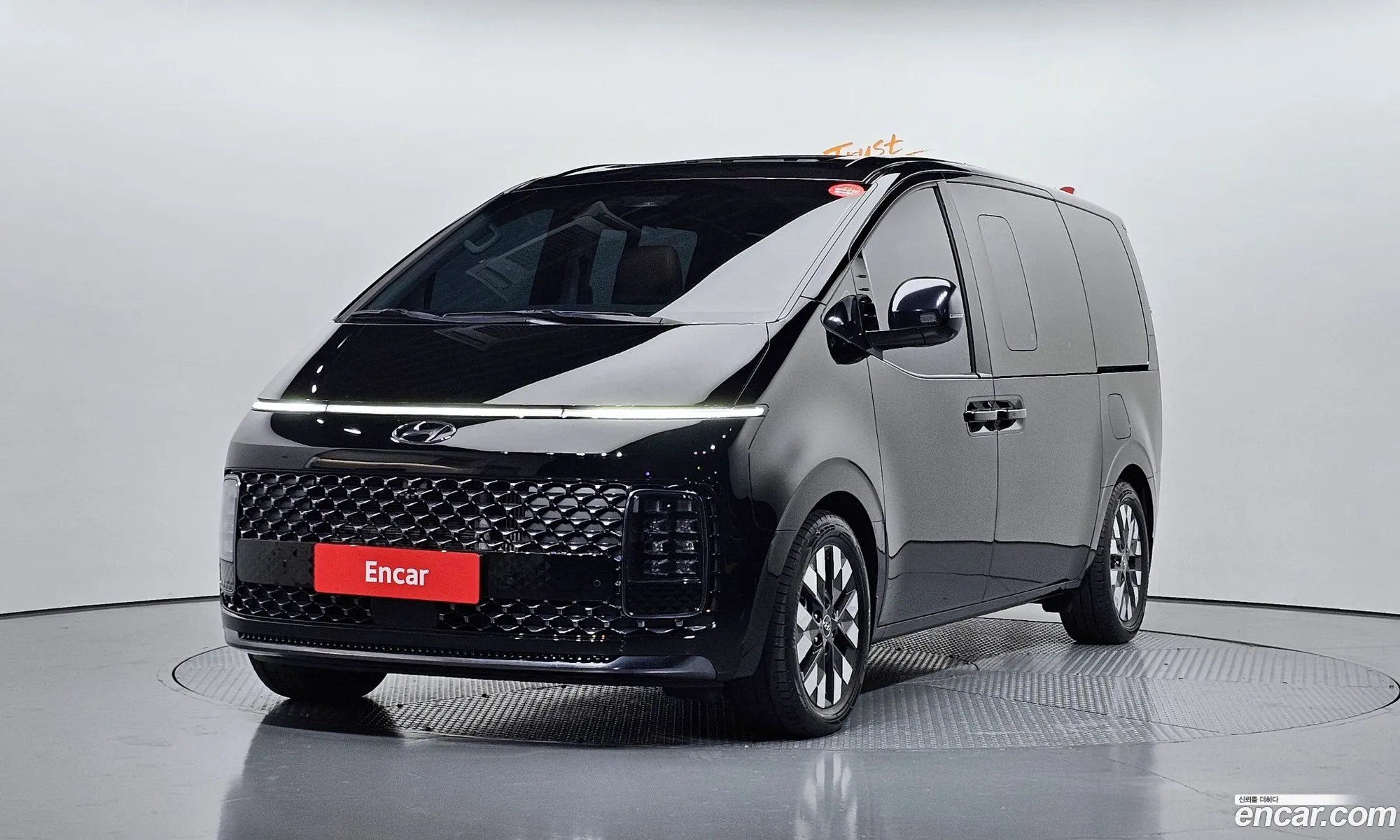 Hyundai Staria 2022 — 19