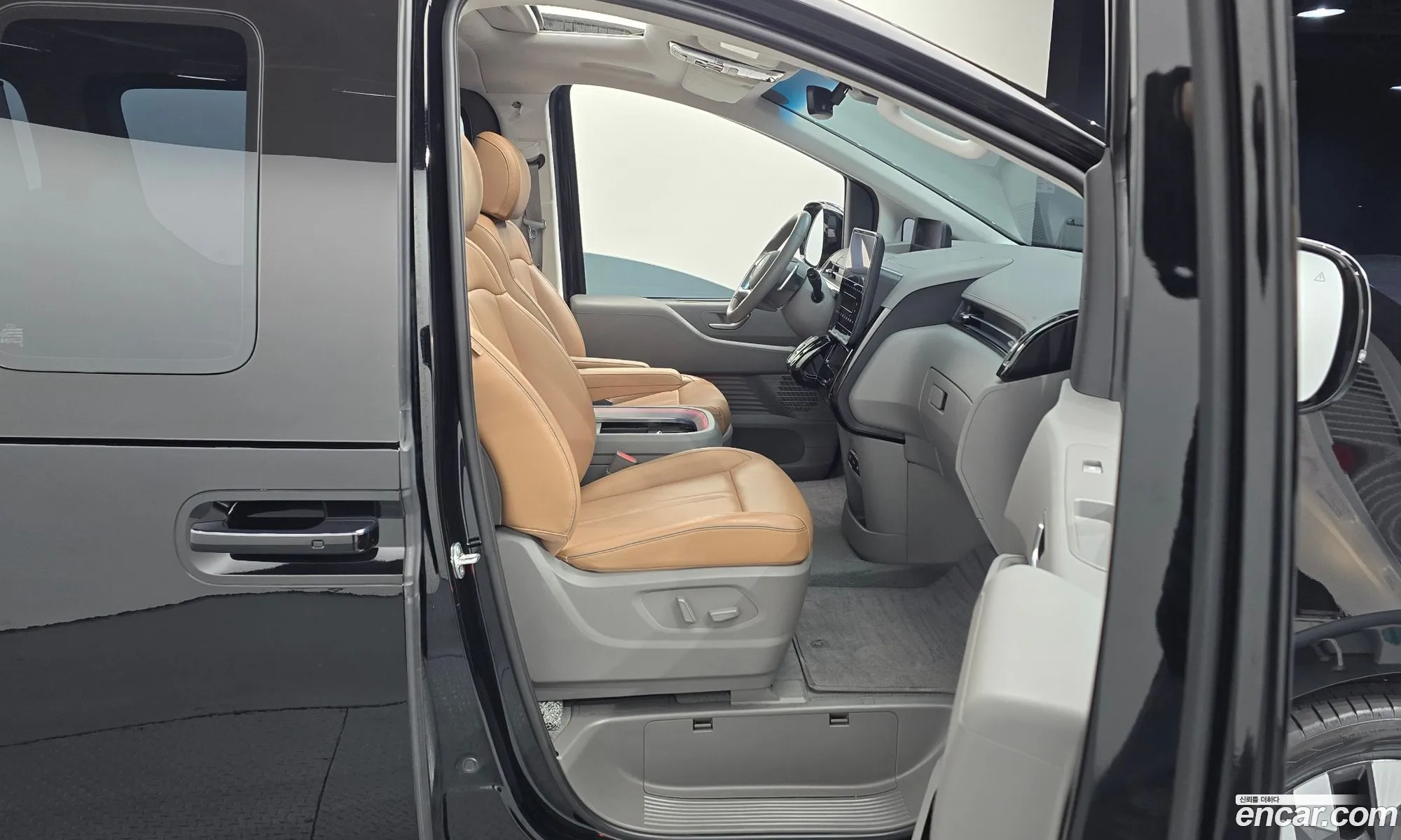 Hyundai Staria 2022 — 10