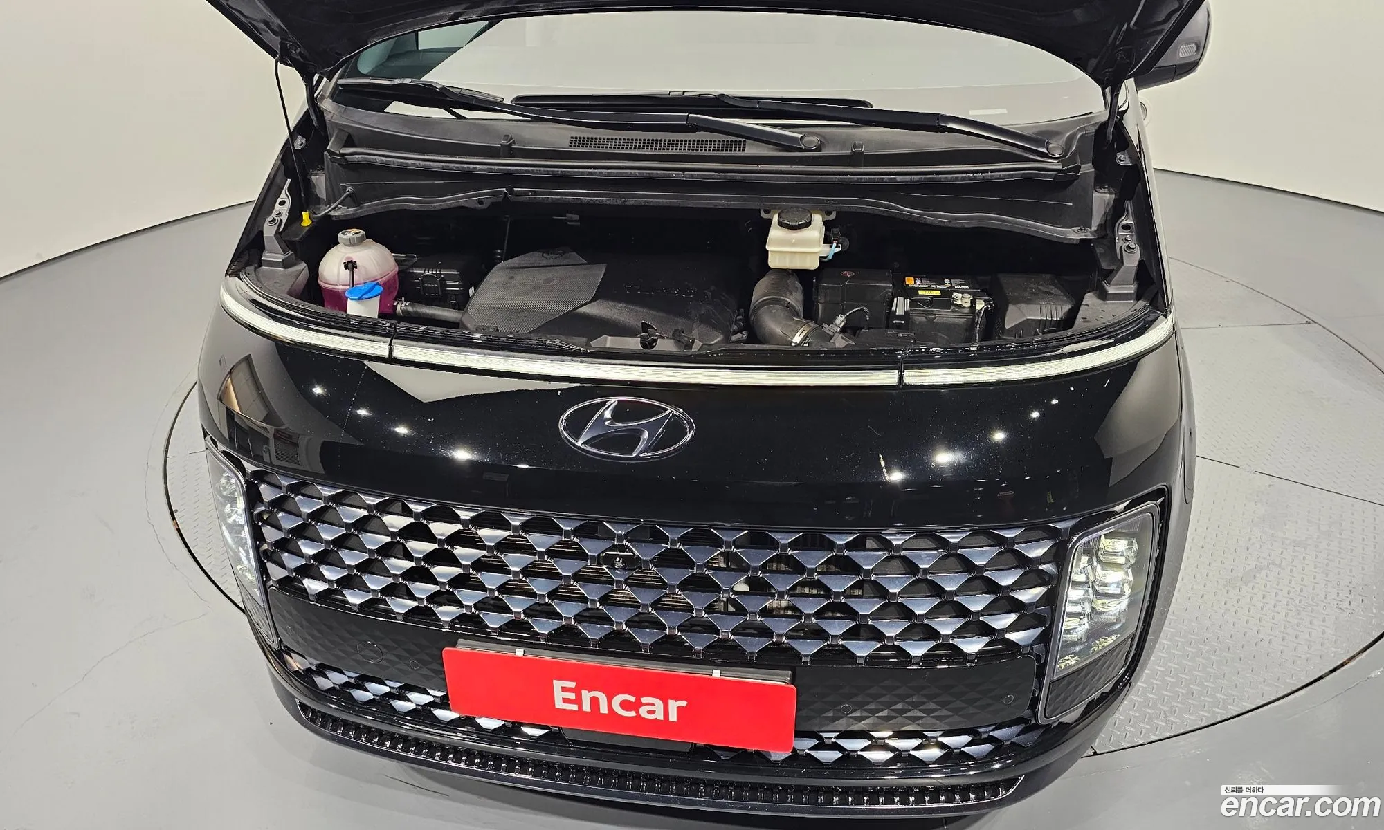 Hyundai Staria 2022 — 13