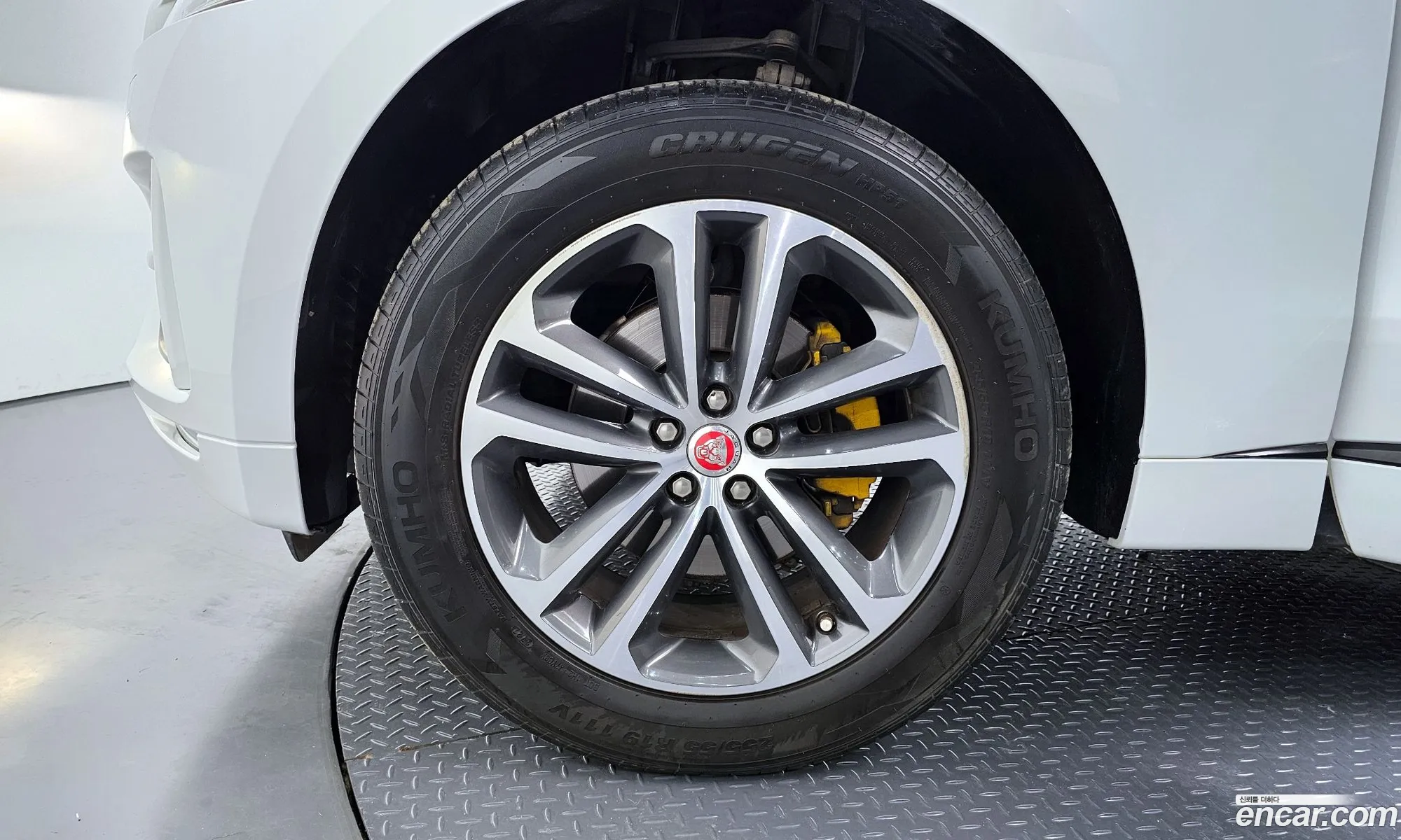 Jaguar F-Pace 2017 SADCA2BN3JA267292 — 19