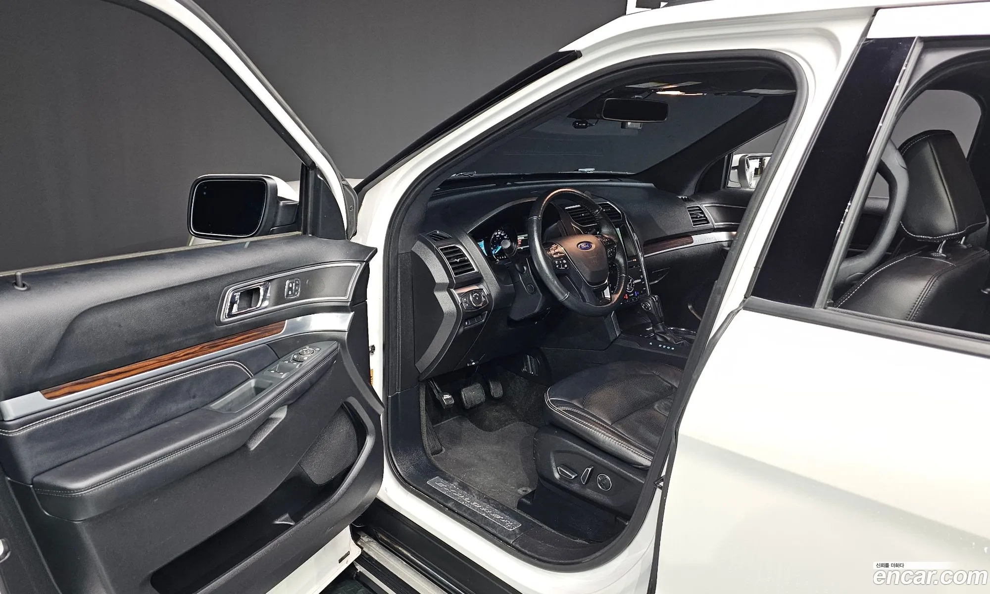 Ford Explorer 2018 — 2
