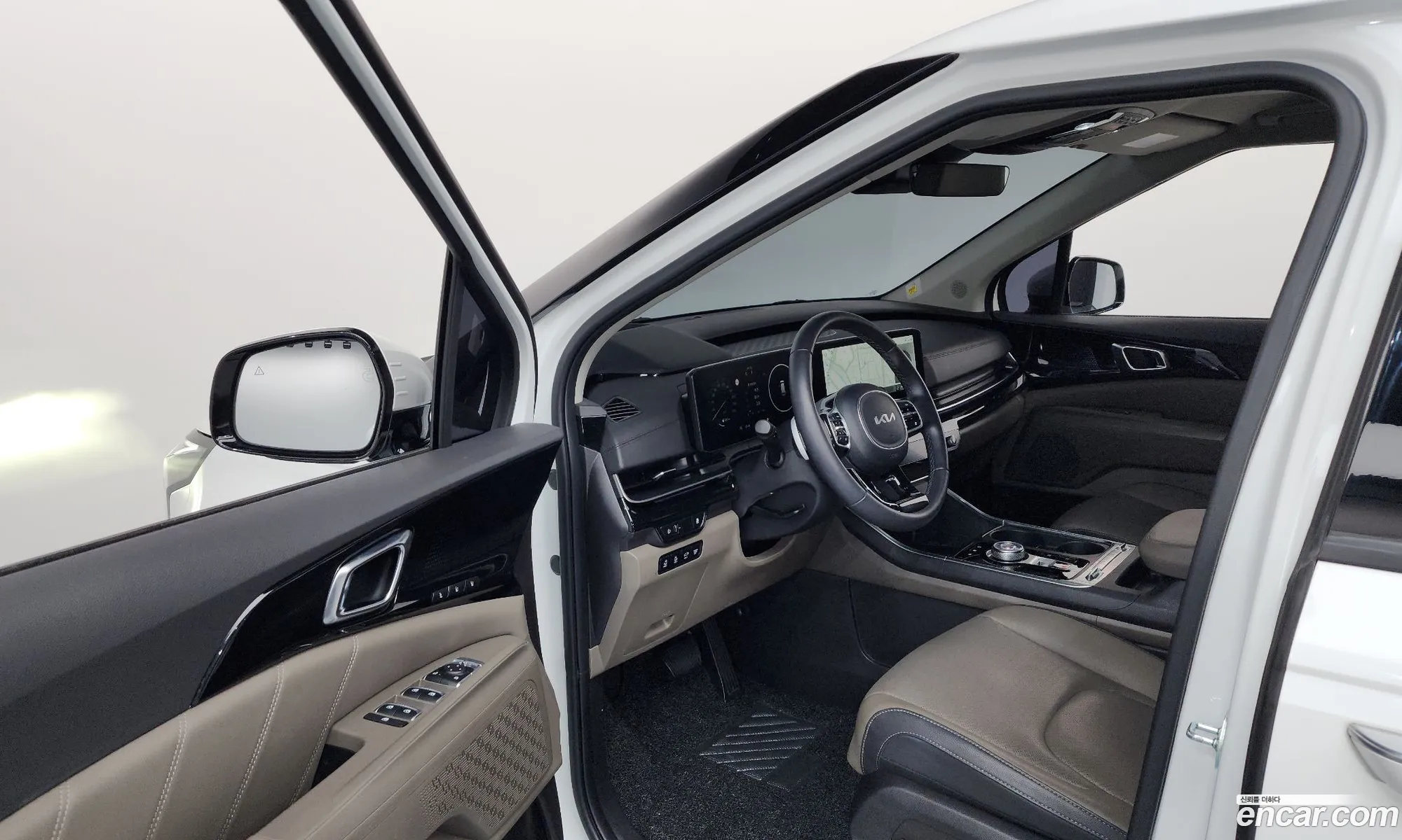 Kia Carnival 2024 — 3