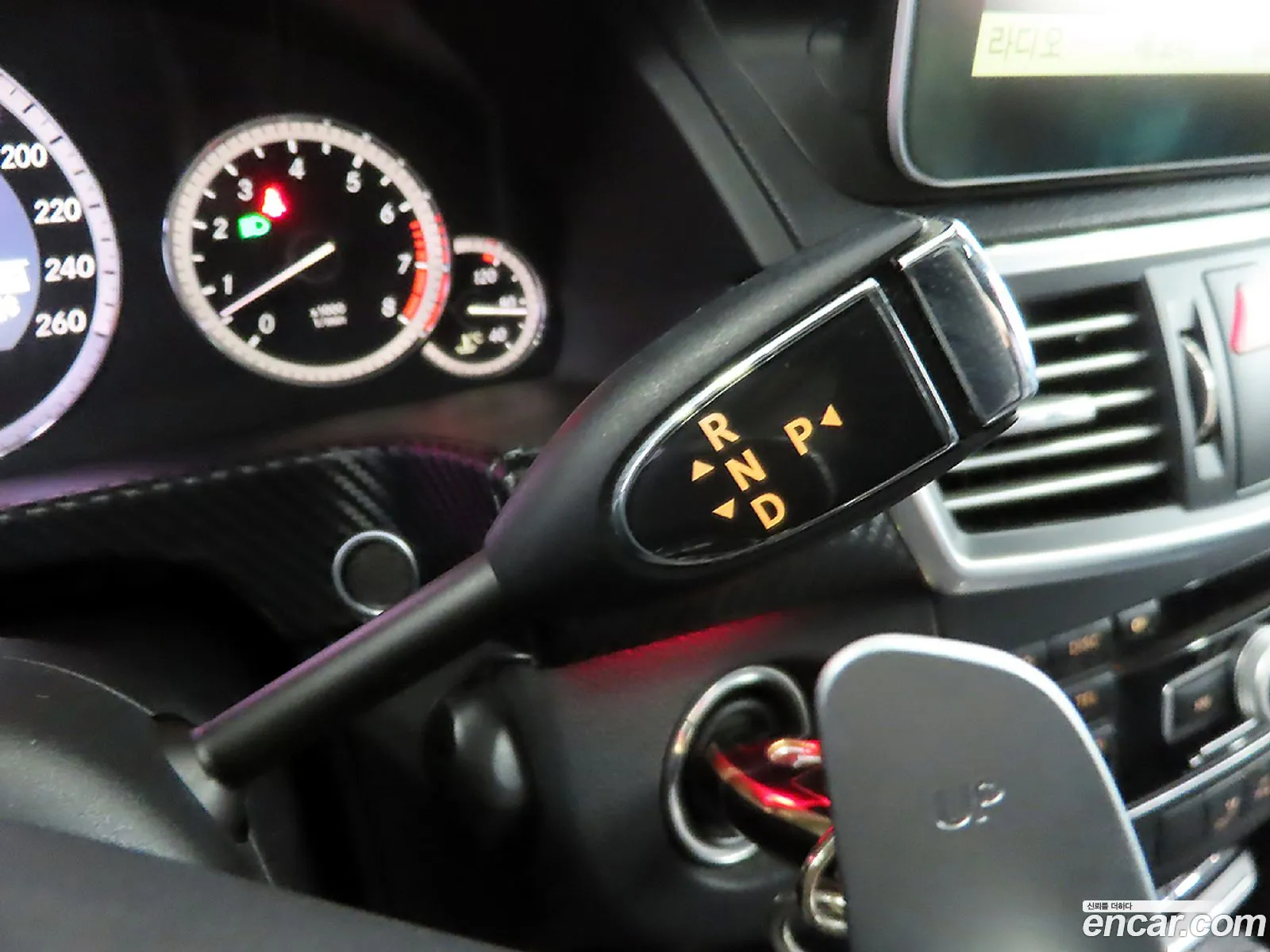 Mercedes-Benz E-Class W212 2010 — 11
