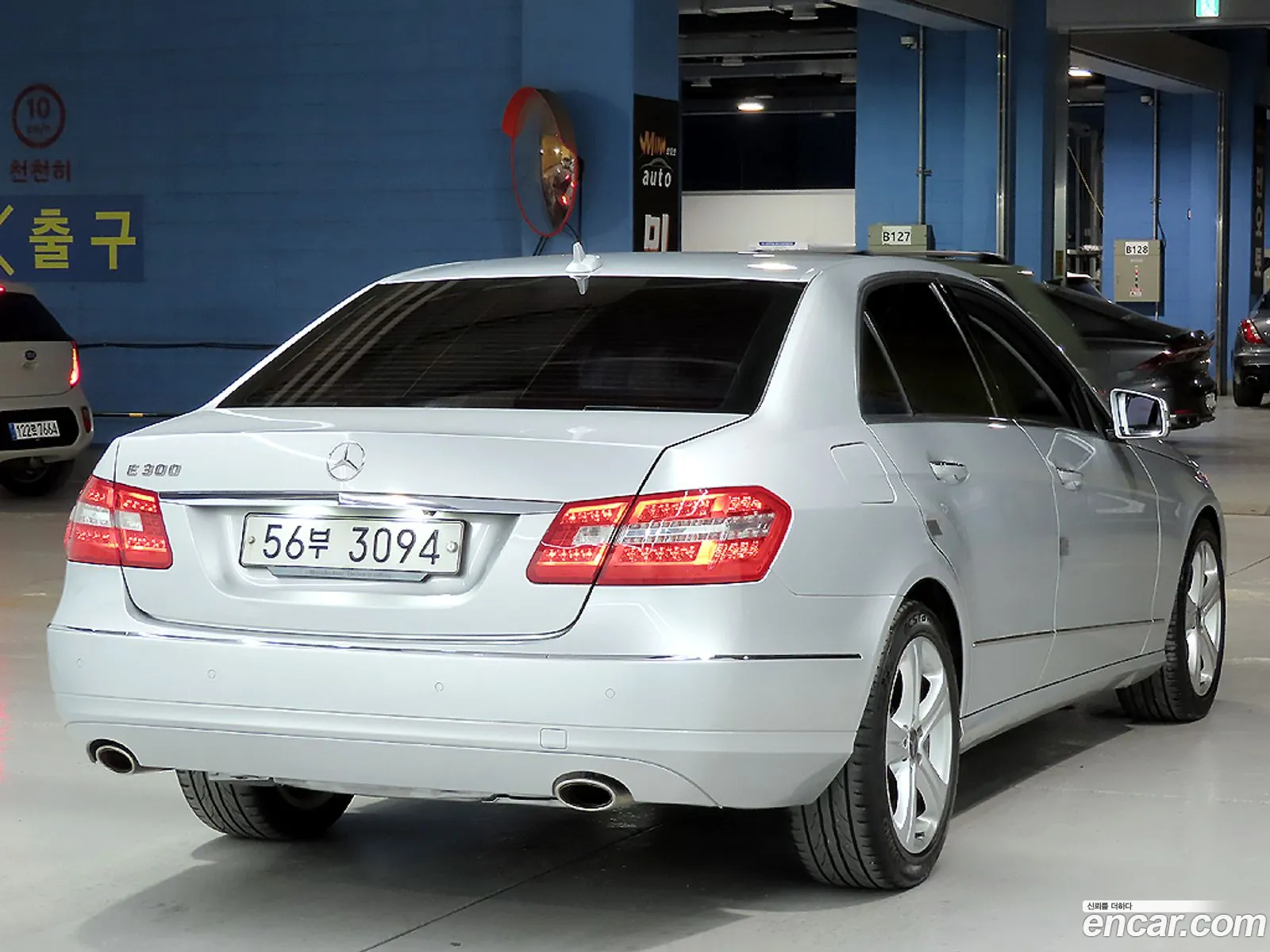 Mercedes-Benz E-Class W212 2010 — 15