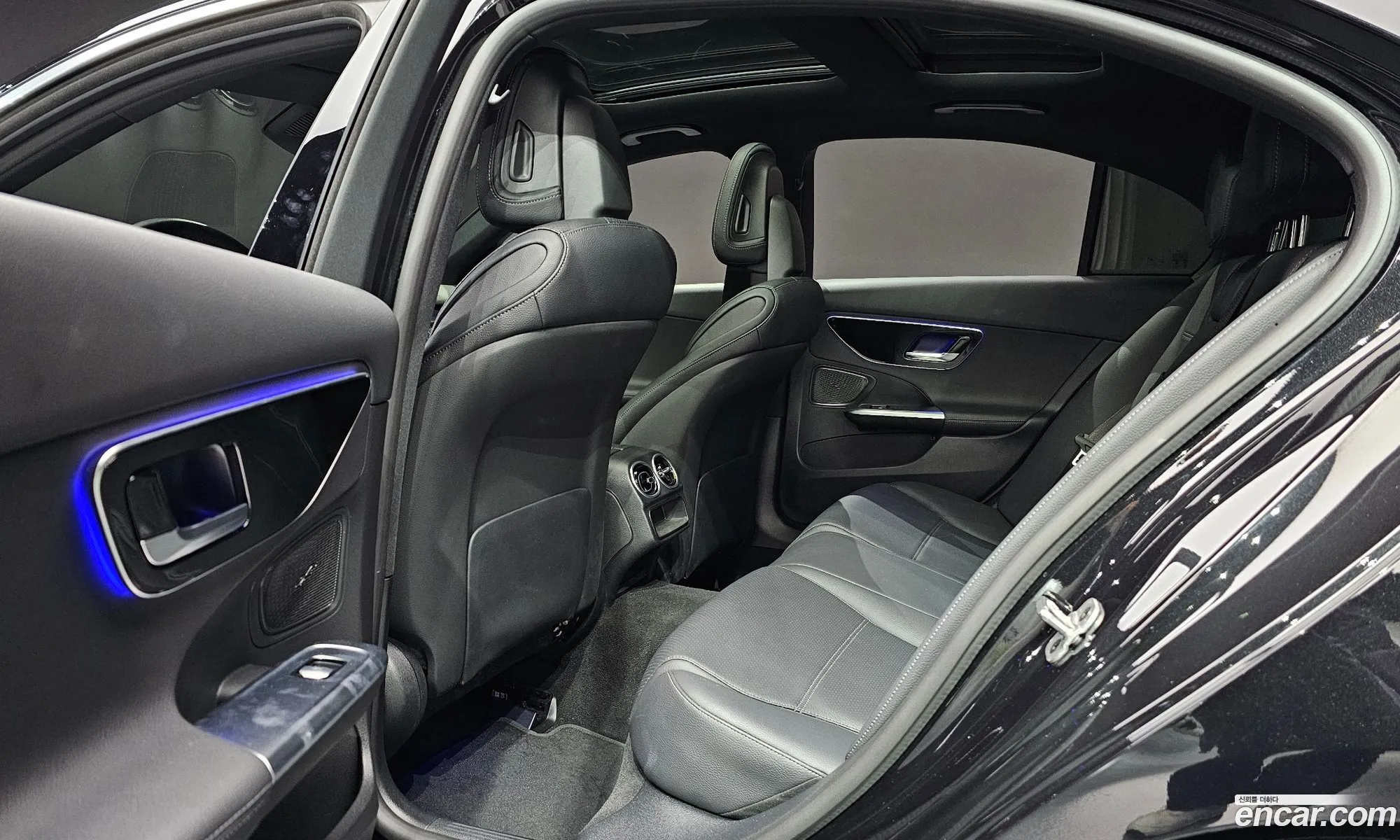 Mercedes-Benz C-Class W206 2024 — 3