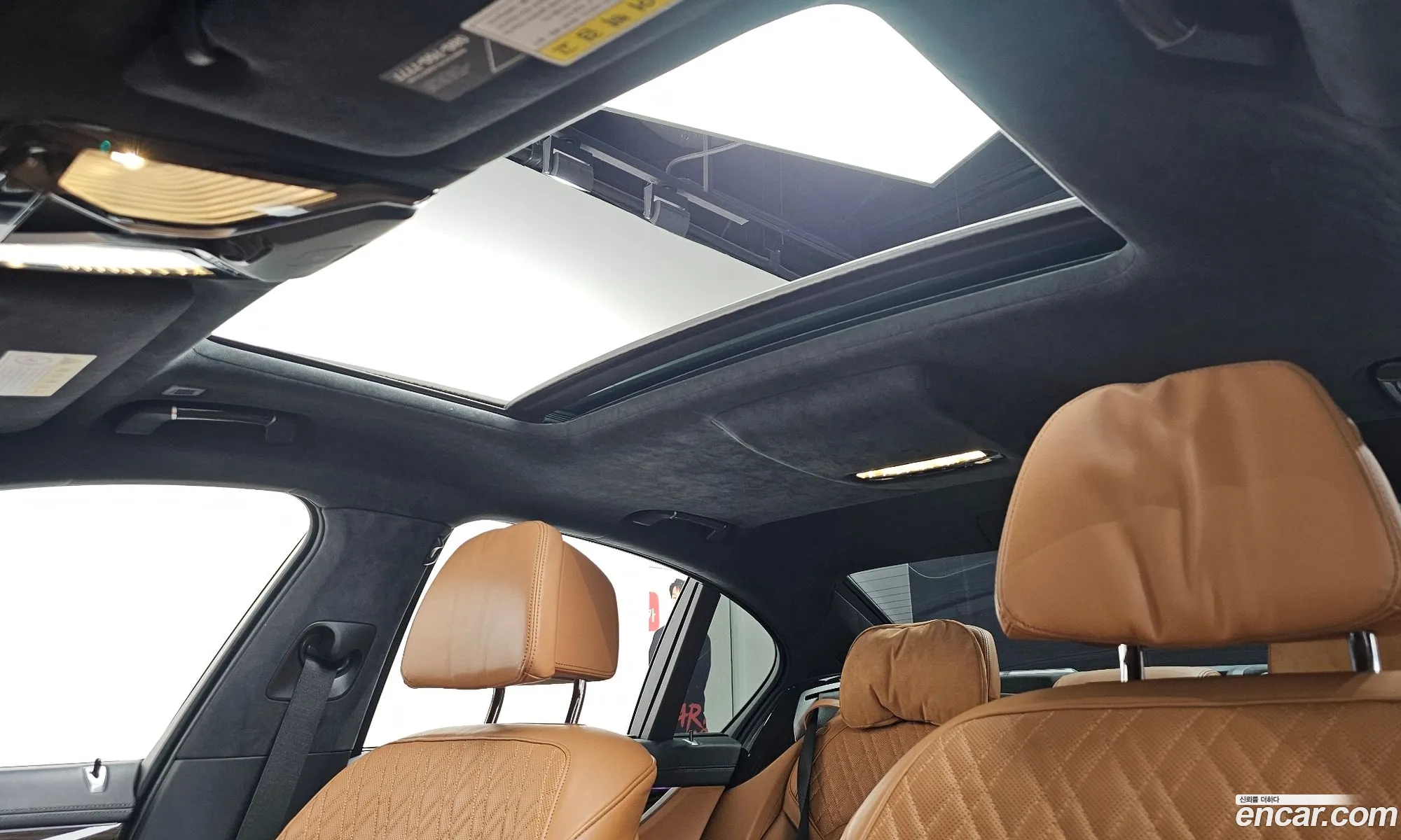 BMW 7 Series 2019 WBA7S4105LCD13529 — 16