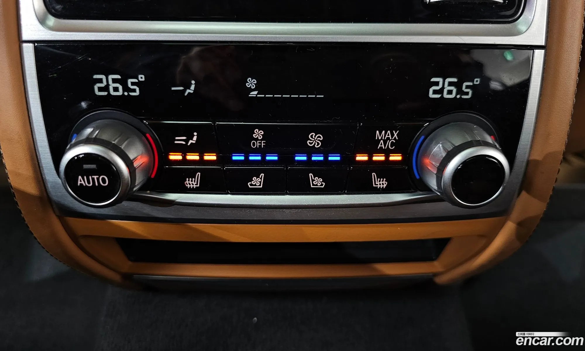 BMW 7 Series 2019 WBA7S4105LCD13529 — 12