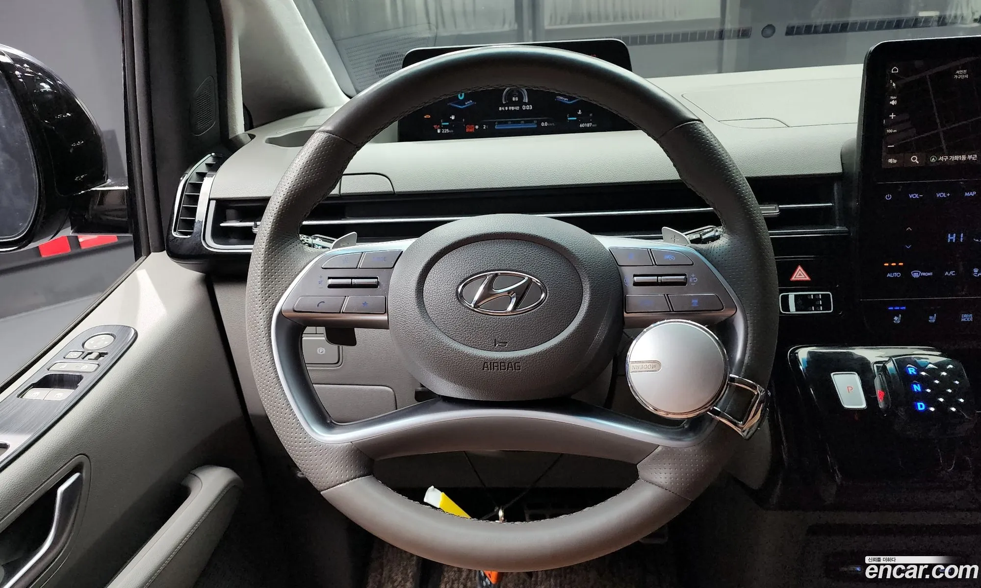 Hyundai Staria 2023 — 20