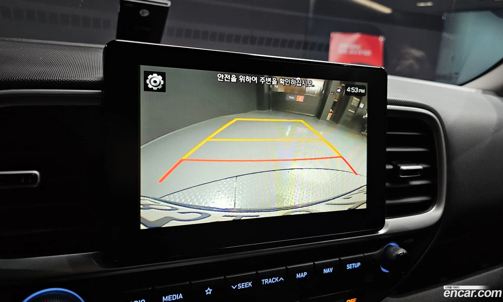 Hyundai Venue 2019 — 9