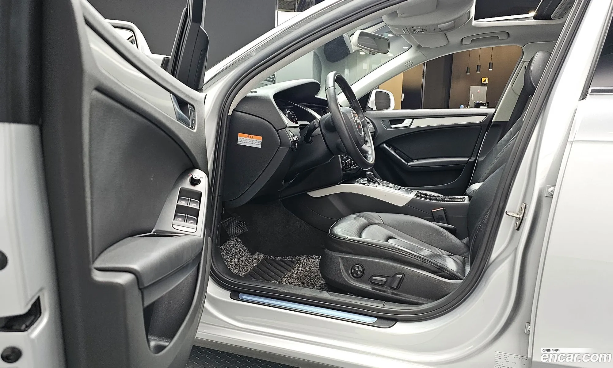 Audi A4 2009 WAUZZZ8K1AN001621 — 16