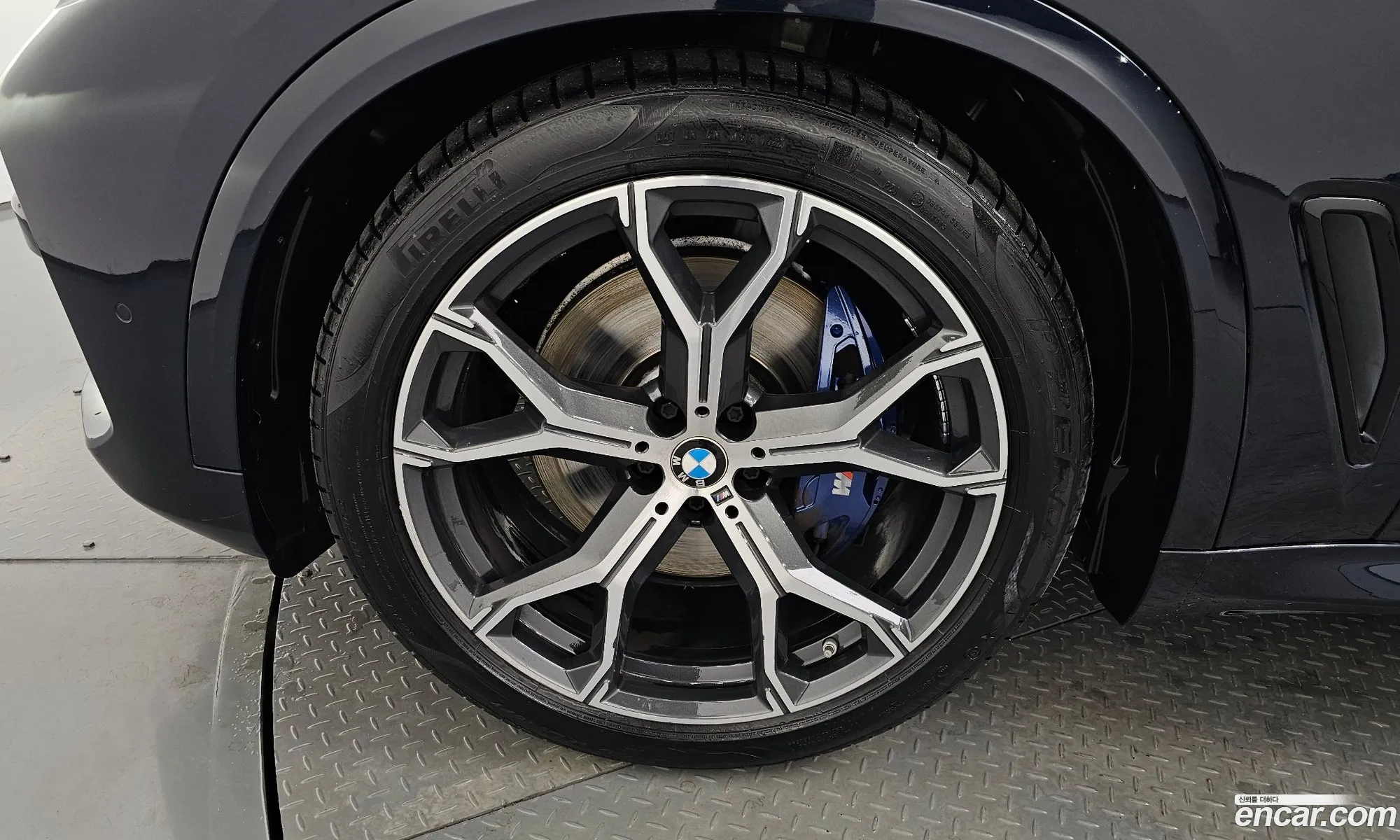 BMW X5 2023 WBAJU8102P9P69964 — 16