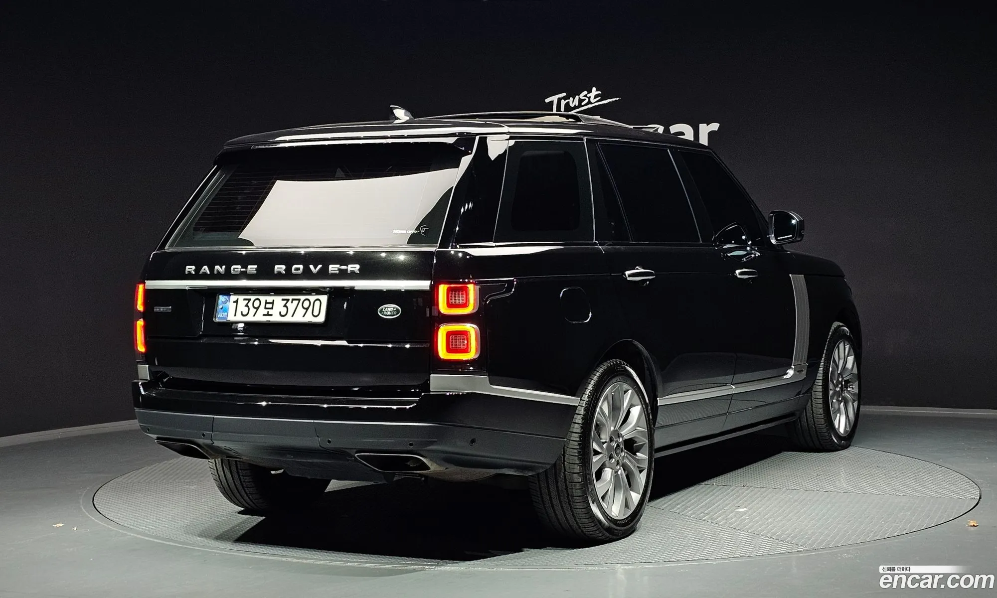 Land Rover Range Rover 2019 SALGA3BJ2KA564631 — 15
