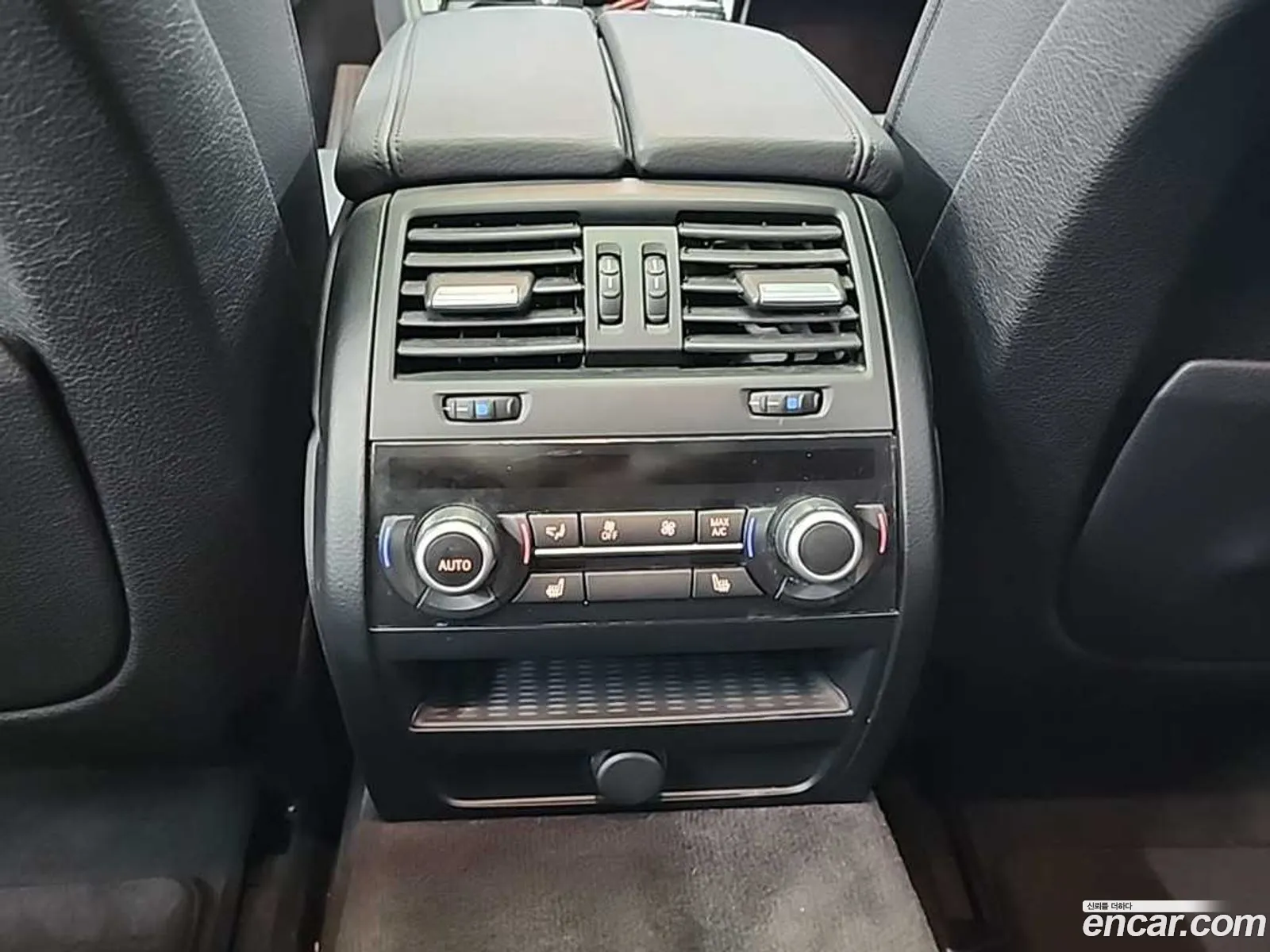 BMW 5 Series 2015 — 12