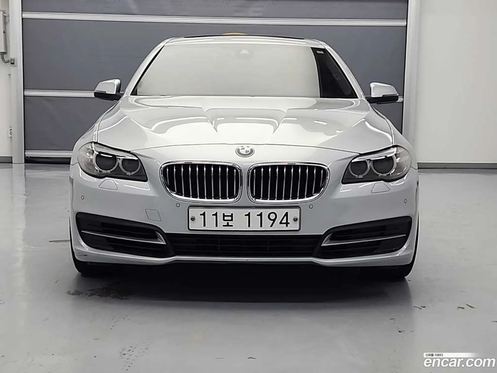 BMW 5 Series 2015 — 16