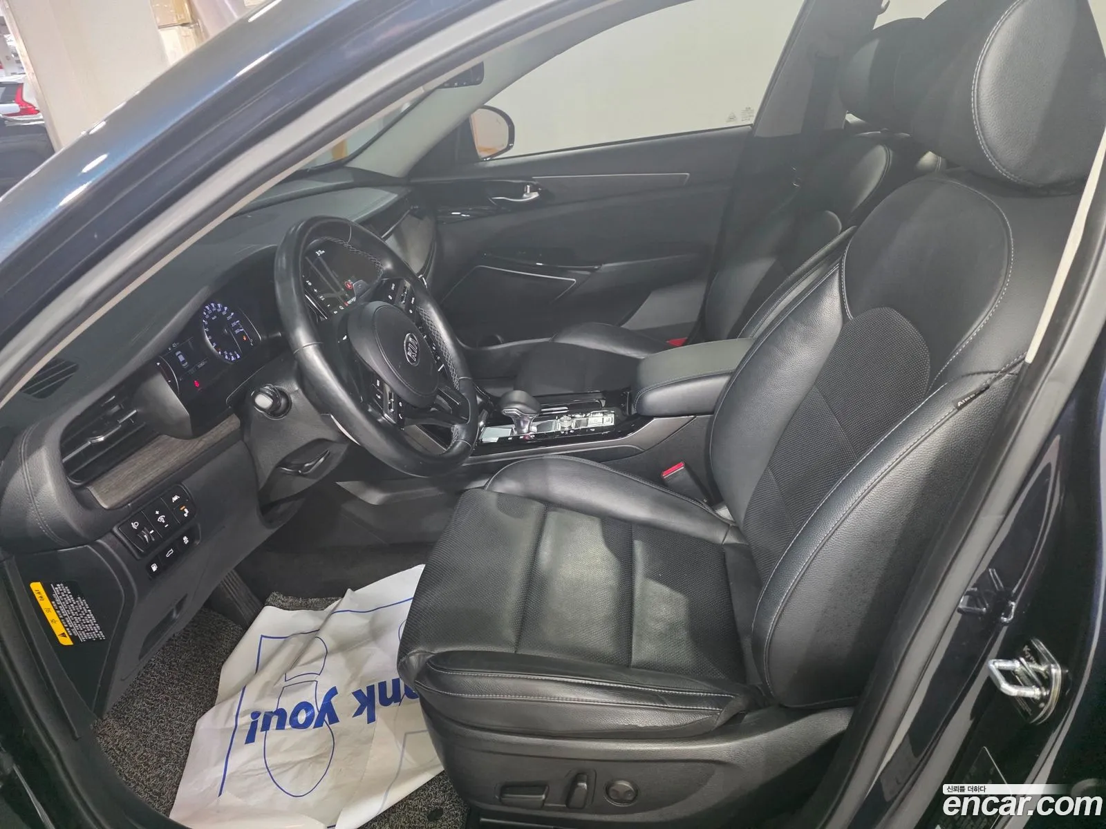 Kia K7 Premier 2020 — 18