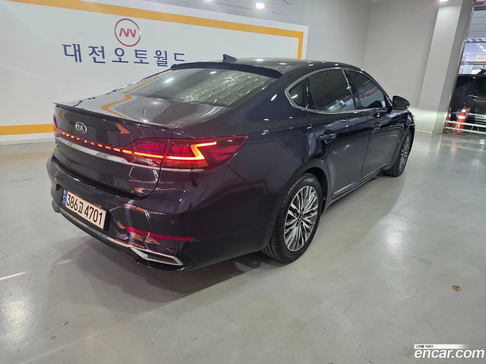 Kia K7 Premier 2020 — 11