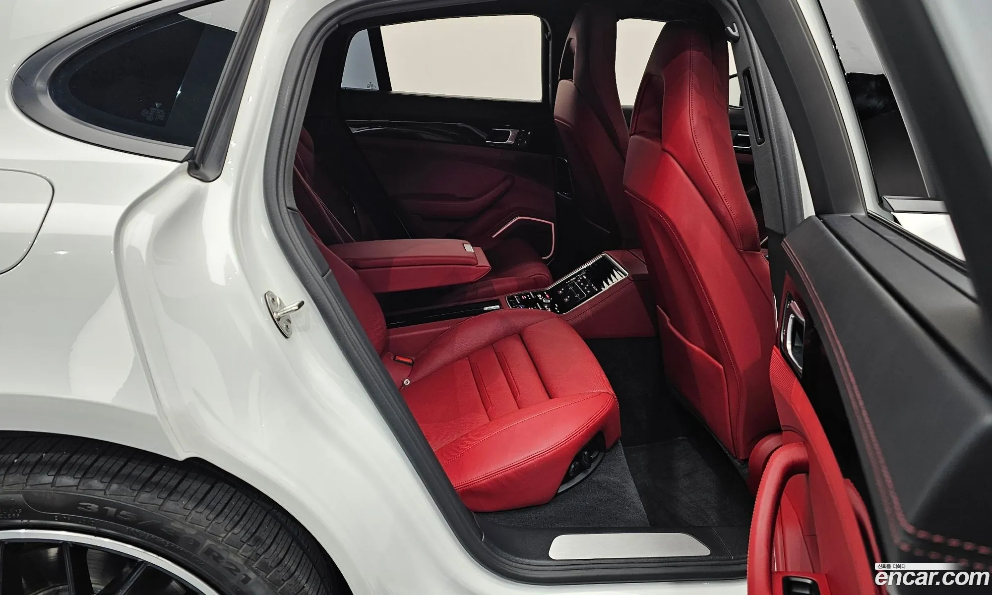 Porsche Panamera 2023 WP0AJ2970PL110763 — 13